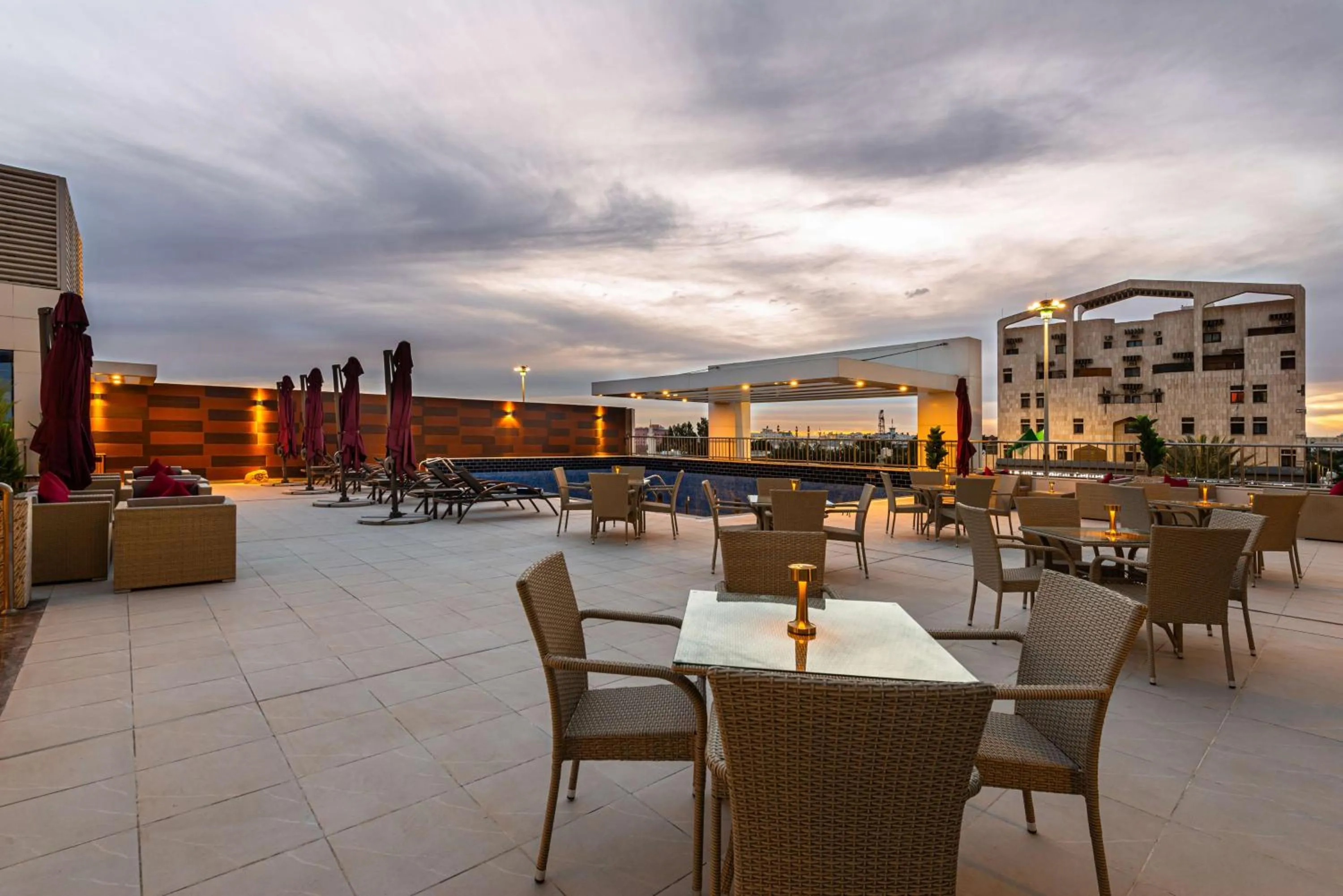 Lounge or bar in Best Western Plus Tabuk City Center