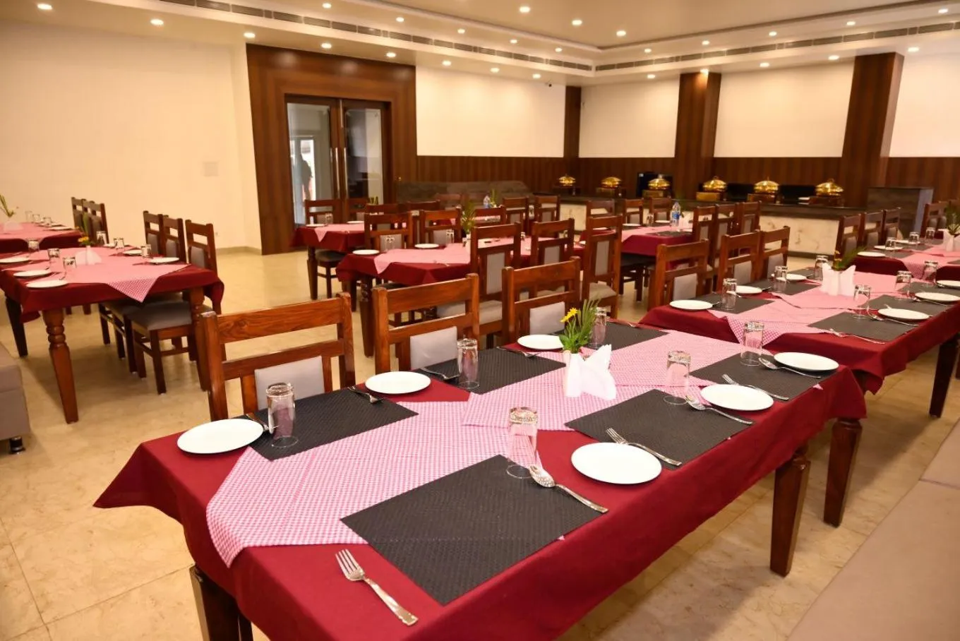 Restaurant/places to eat in DIVINE HOTEL AND RESORTS