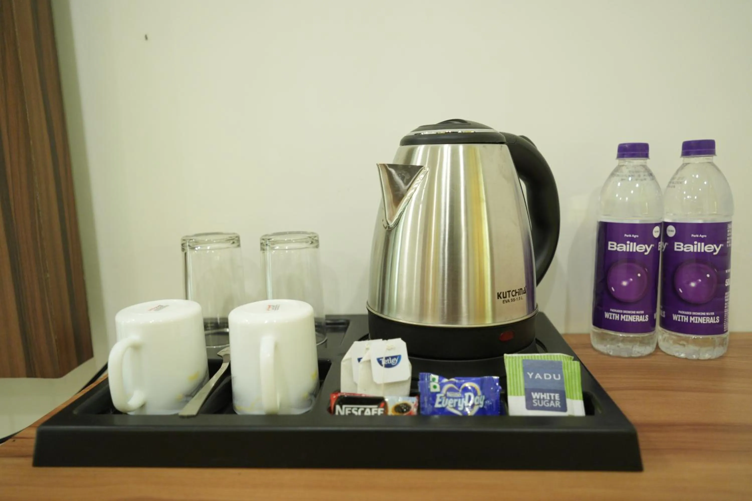 Coffee/tea facilities in DIVINE HOTEL AND RESORTS