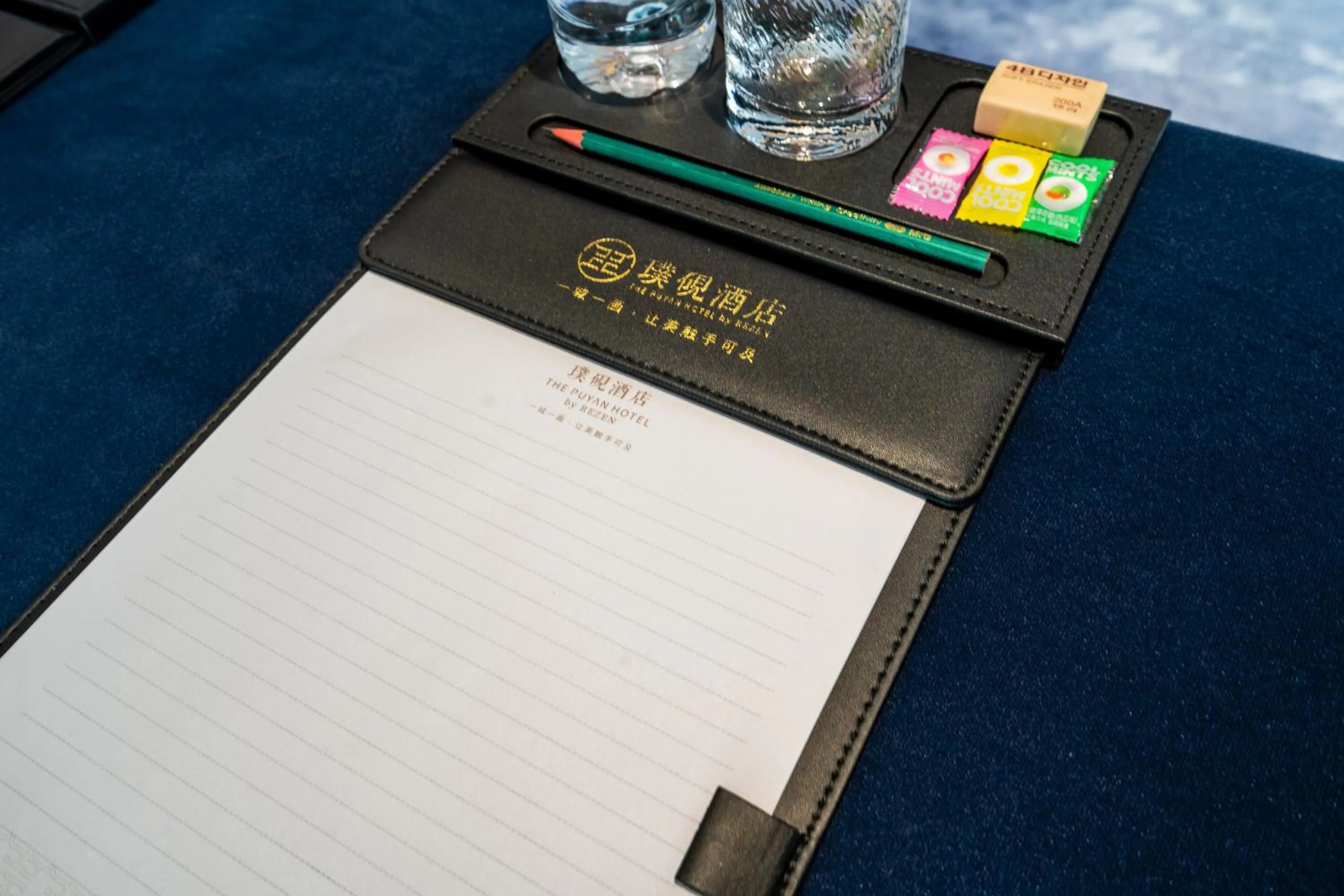 Decorative detail in The Puyan Hotel Hangzhou Jiubao