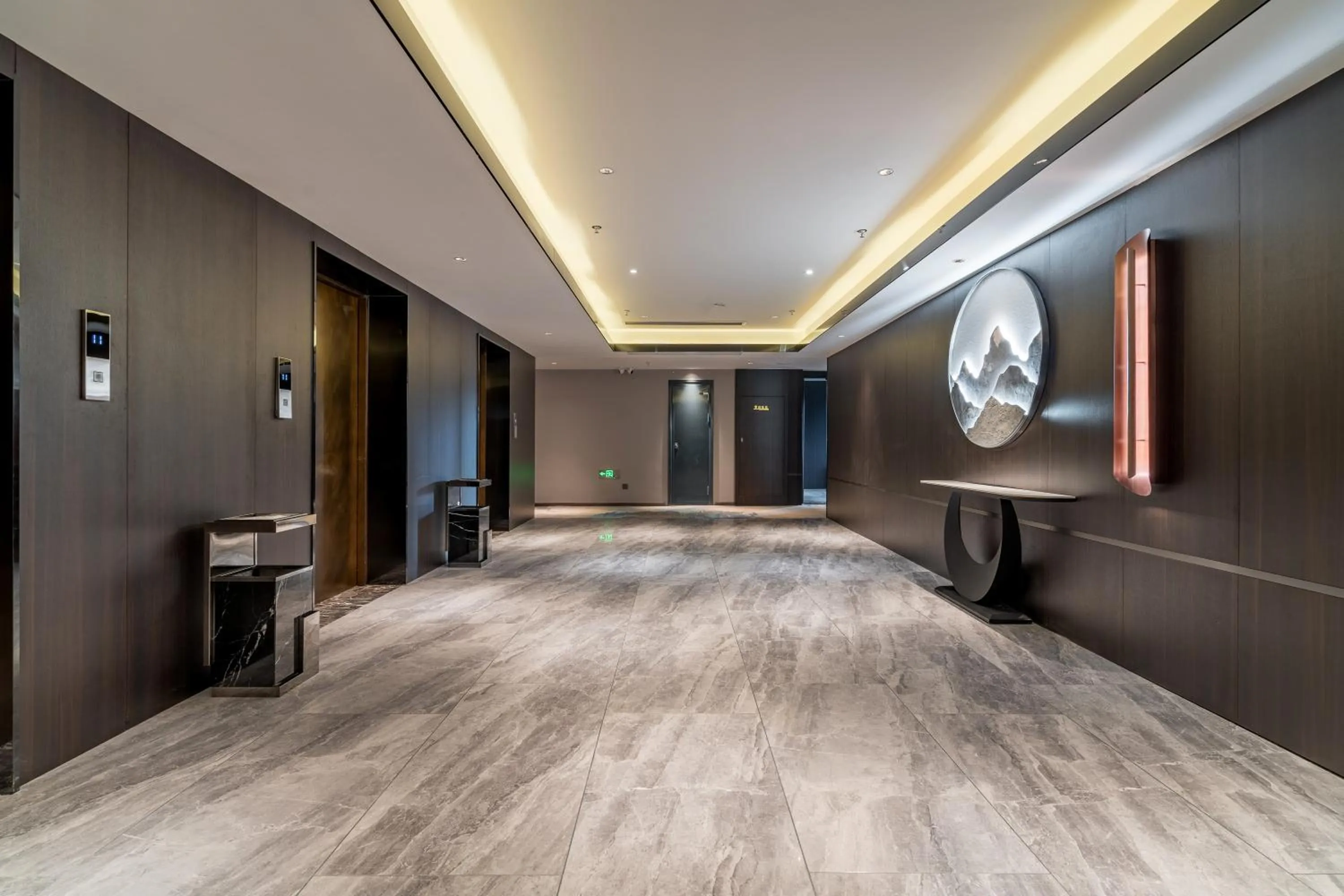 elevator in The Puyan Hotel Hangzhou Jiubao