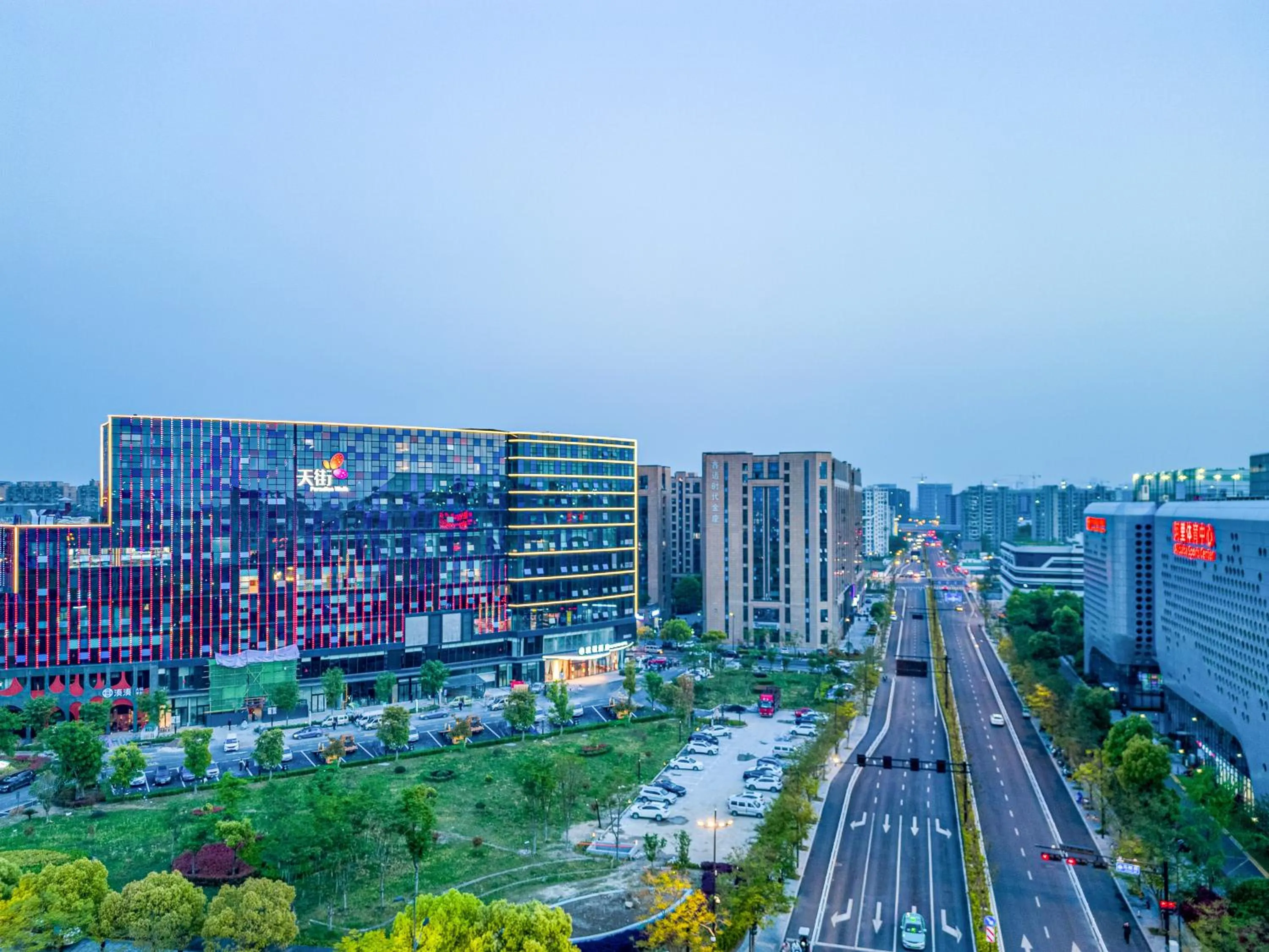 Bird's eye view in The Puyan Hotel Hangzhou Jiubao
