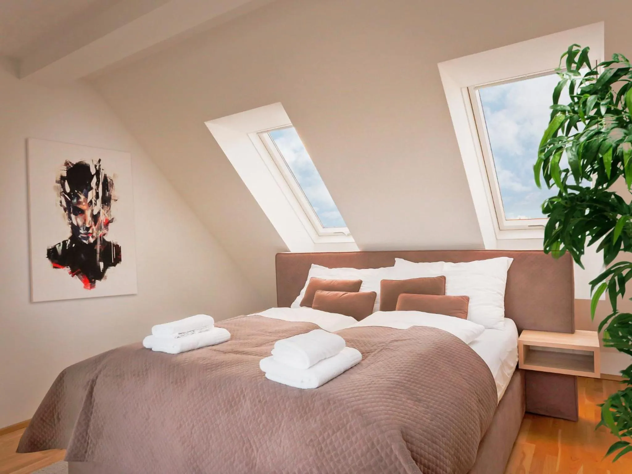 Bedroom, Bed in Penthouse Apartments