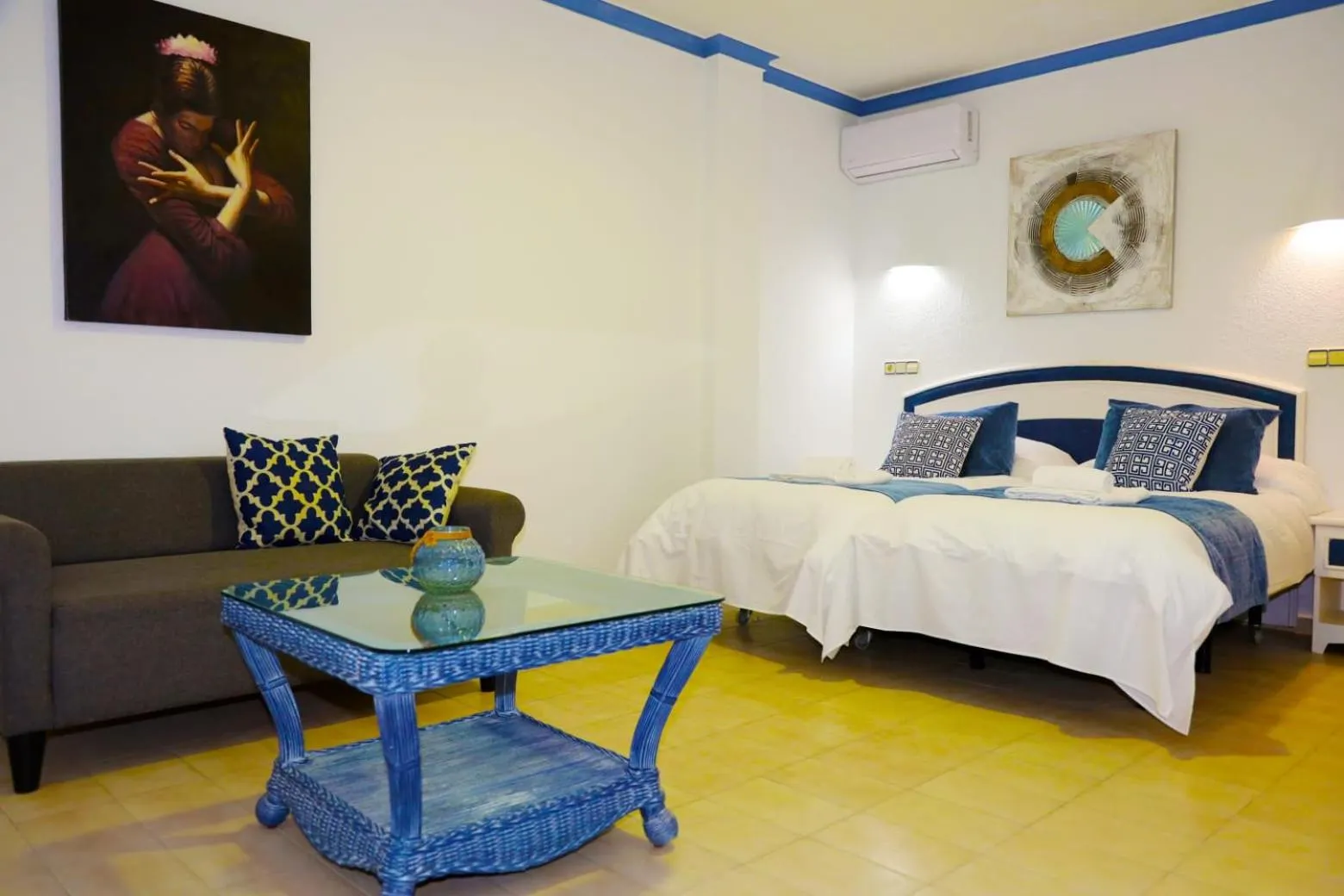 Photo of the whole room in Hotel Marazul