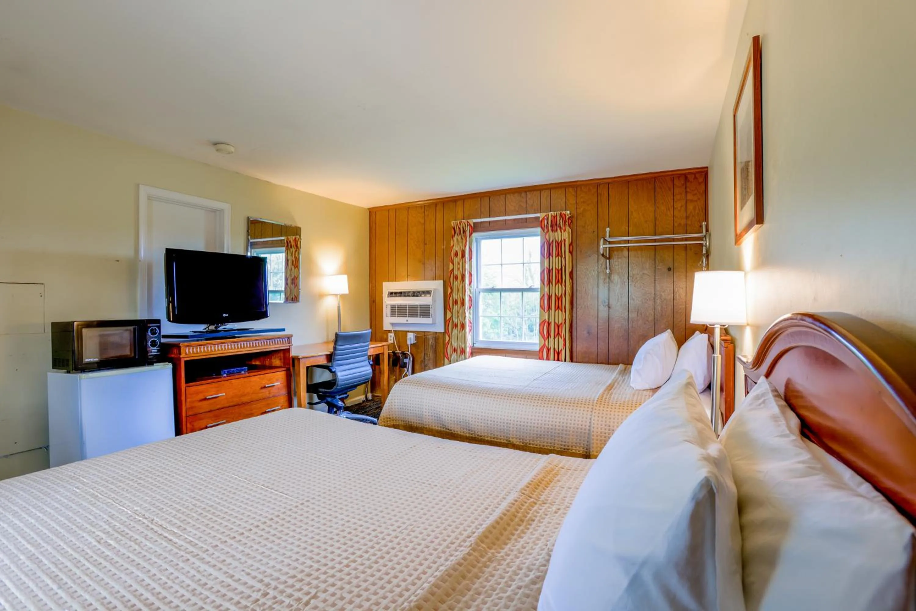 Bedroom, Bed in Relax Inn By OYO Natural Bridge I-81