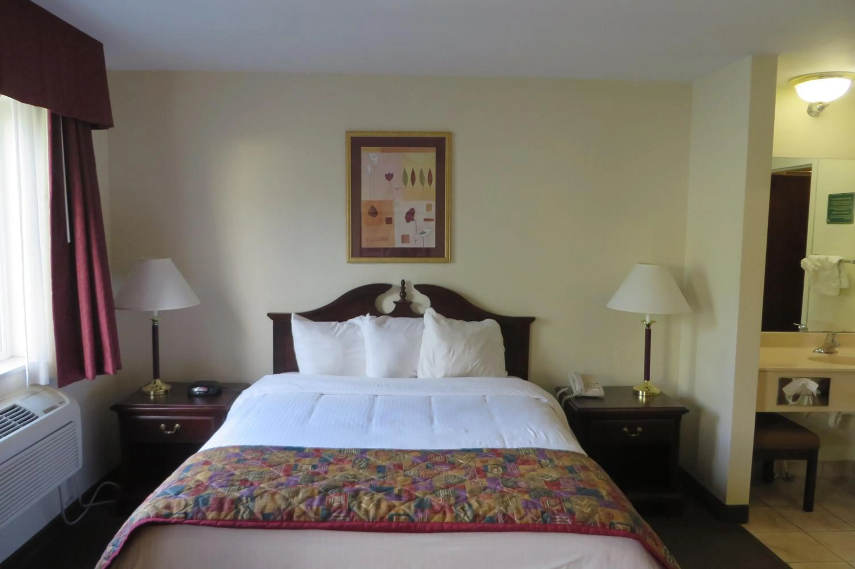 Bedroom, Bed in Hawthorn Extended Stay by Wyndham Seville