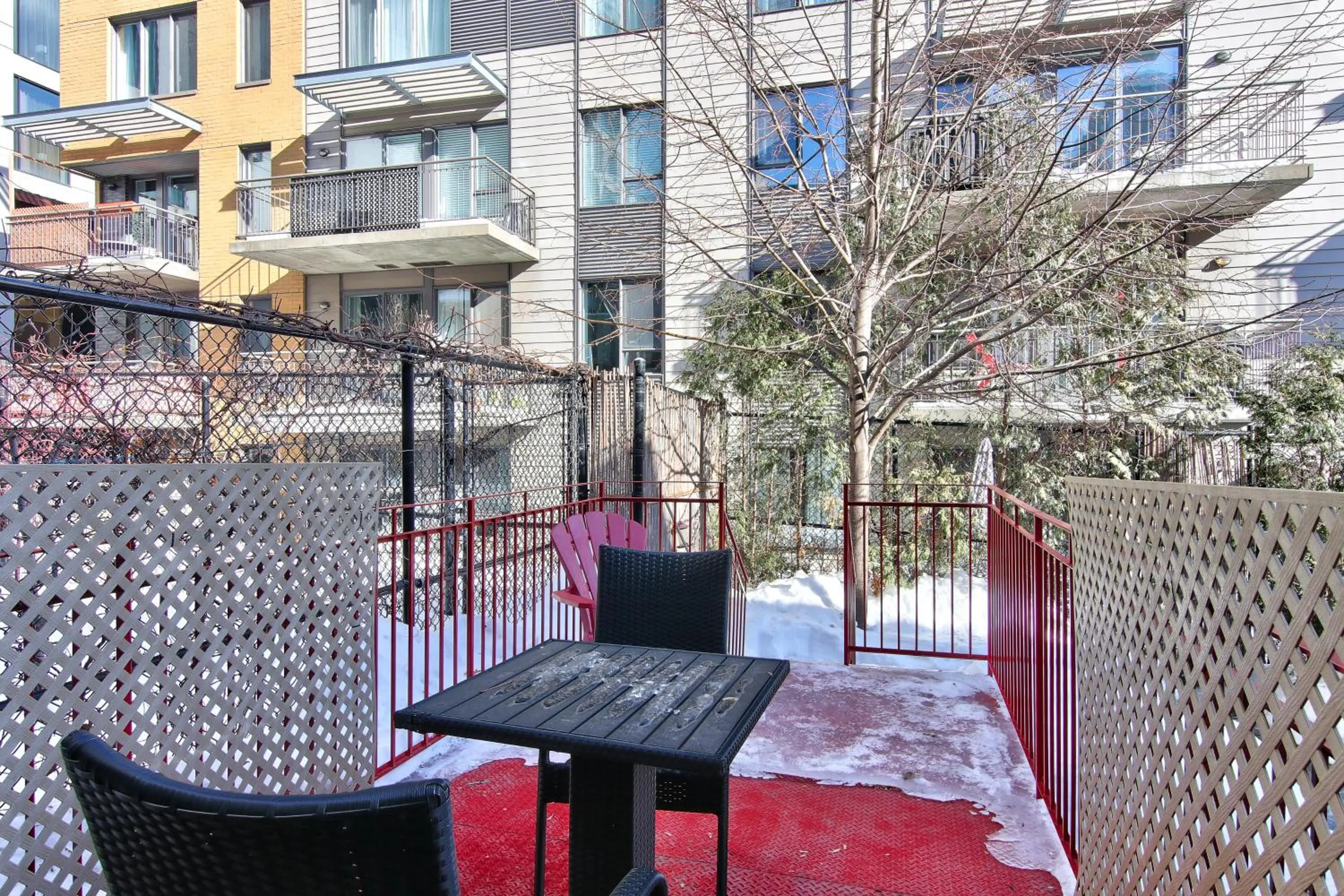 Patio in Apartment et Studio montreal