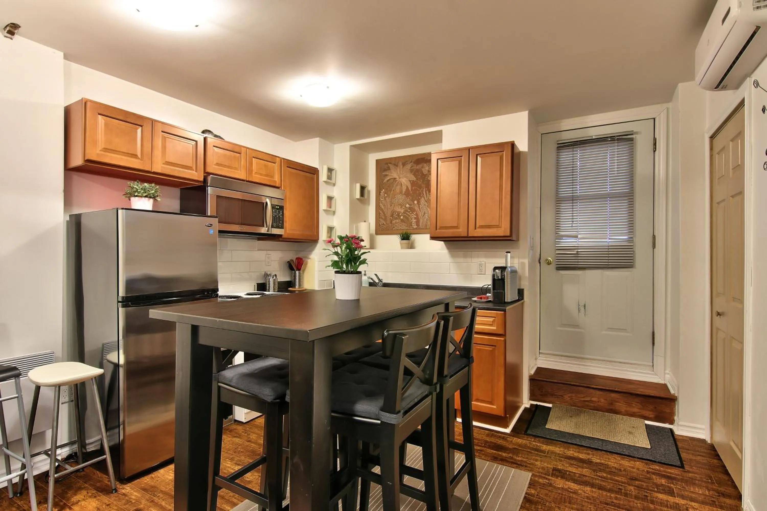Kitchen or kitchenette in Apartment et Studio montreal