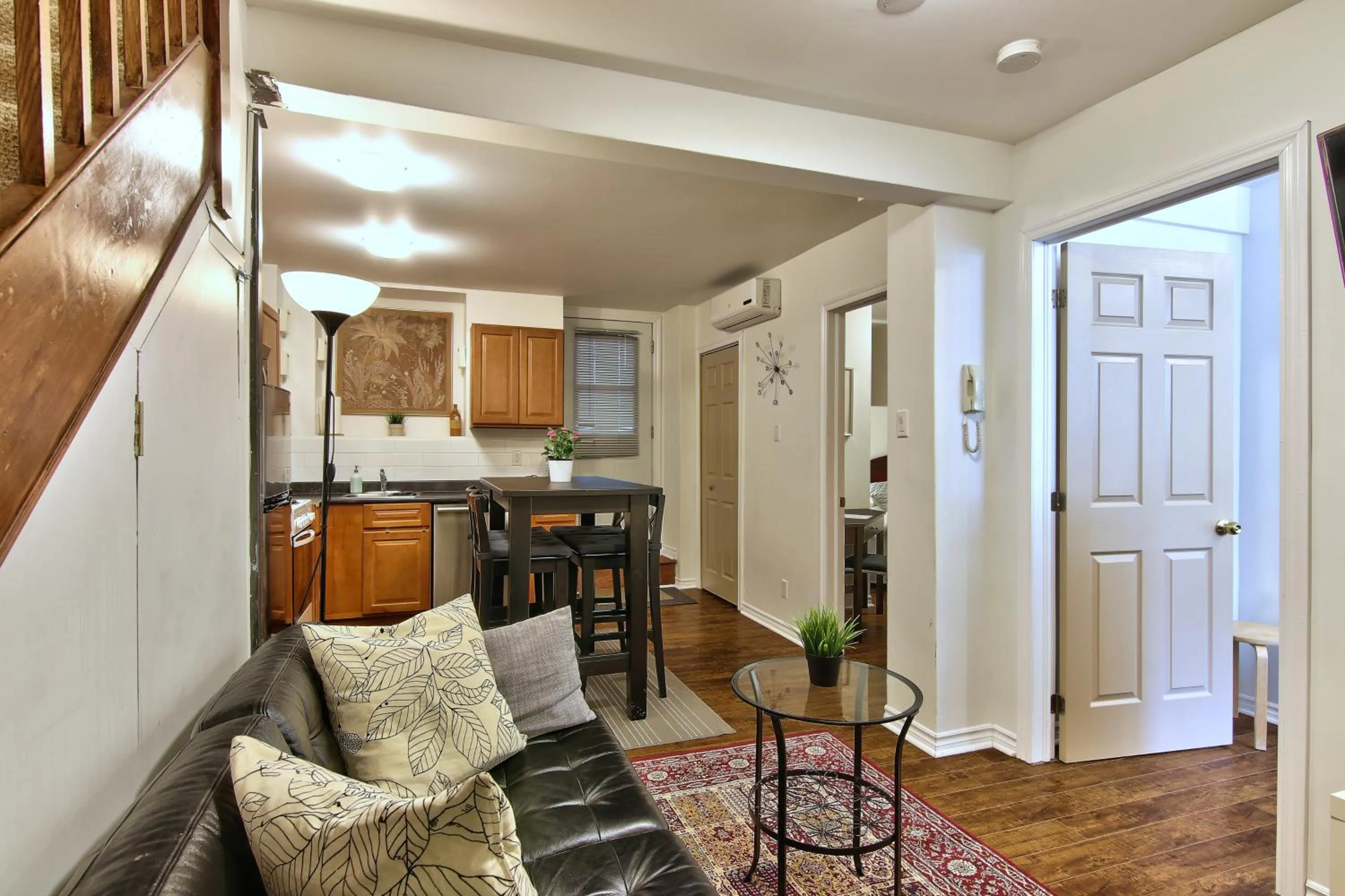 Kitchen or kitchenette in Apartment et Studio montreal