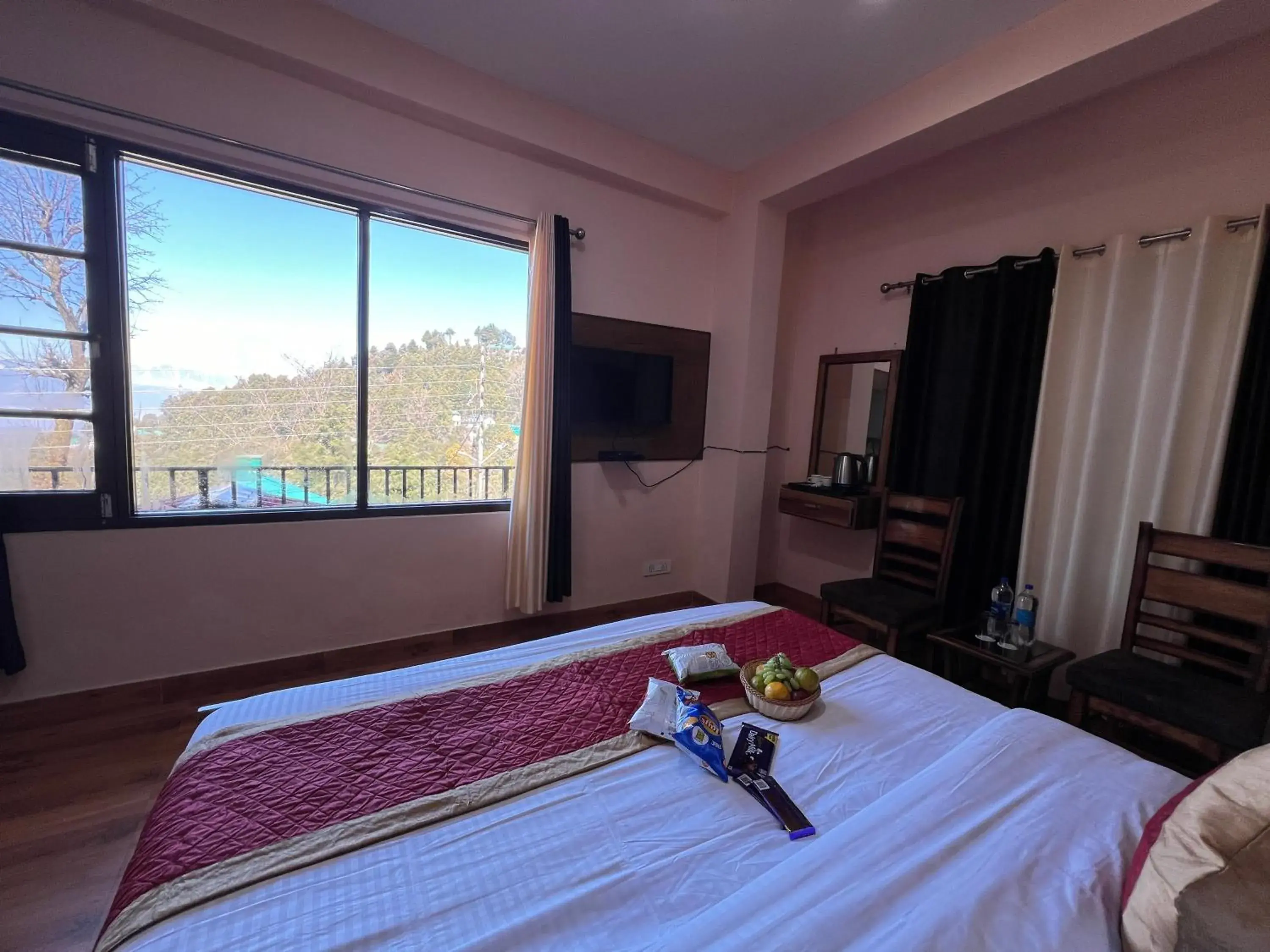 Deluxe King Room in Canadian Cottage Dalhousie Deluxe King Room in Canadian Cottage Dalhousie