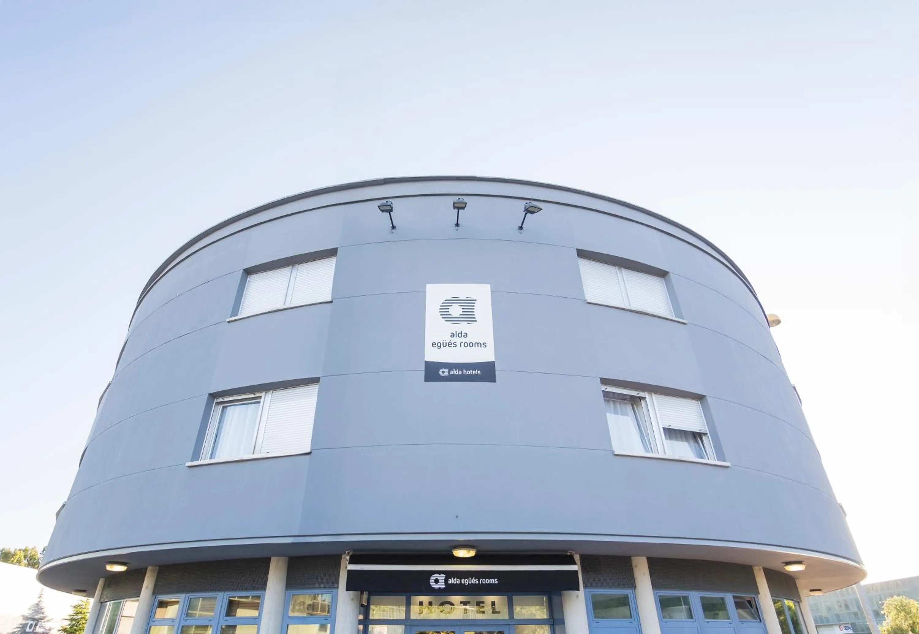 Facade/entrance in Alda Egues Rooms