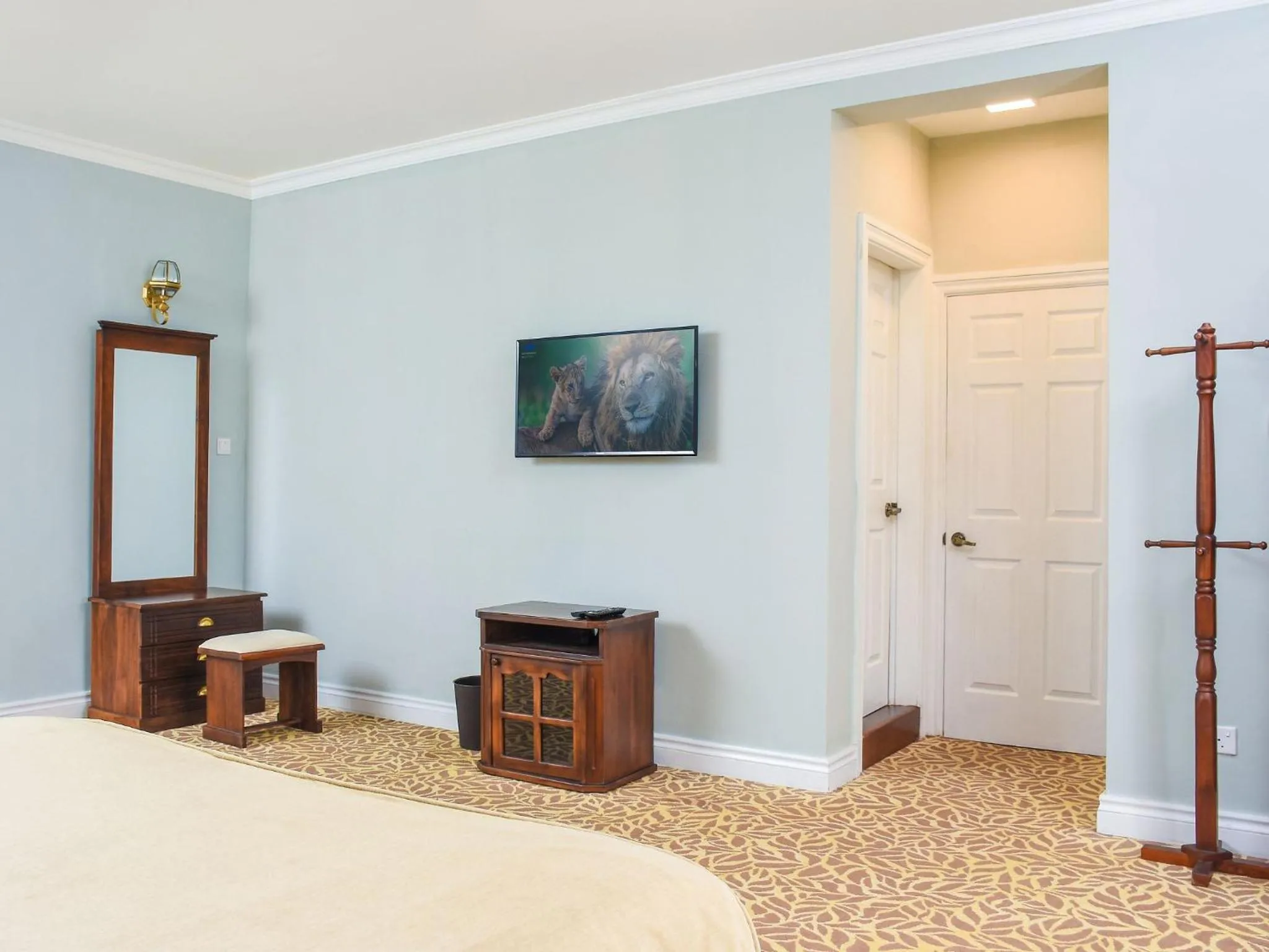 Bedroom, Bed in Little England by Joes