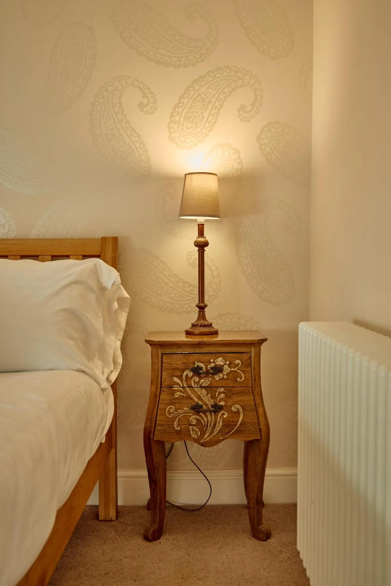 Bedroom, Seating Area in Pennine Hotel