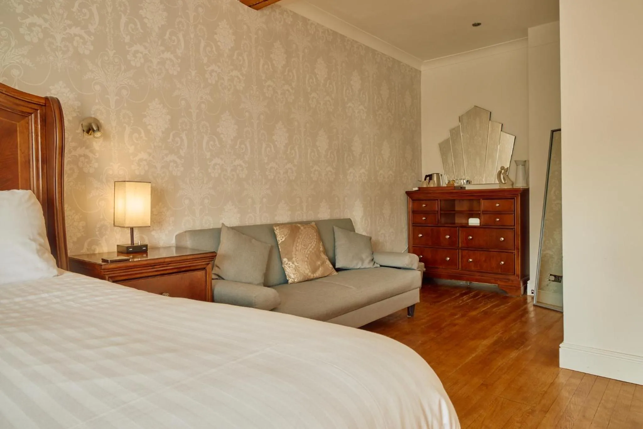 Bedroom in Pennine Hotel