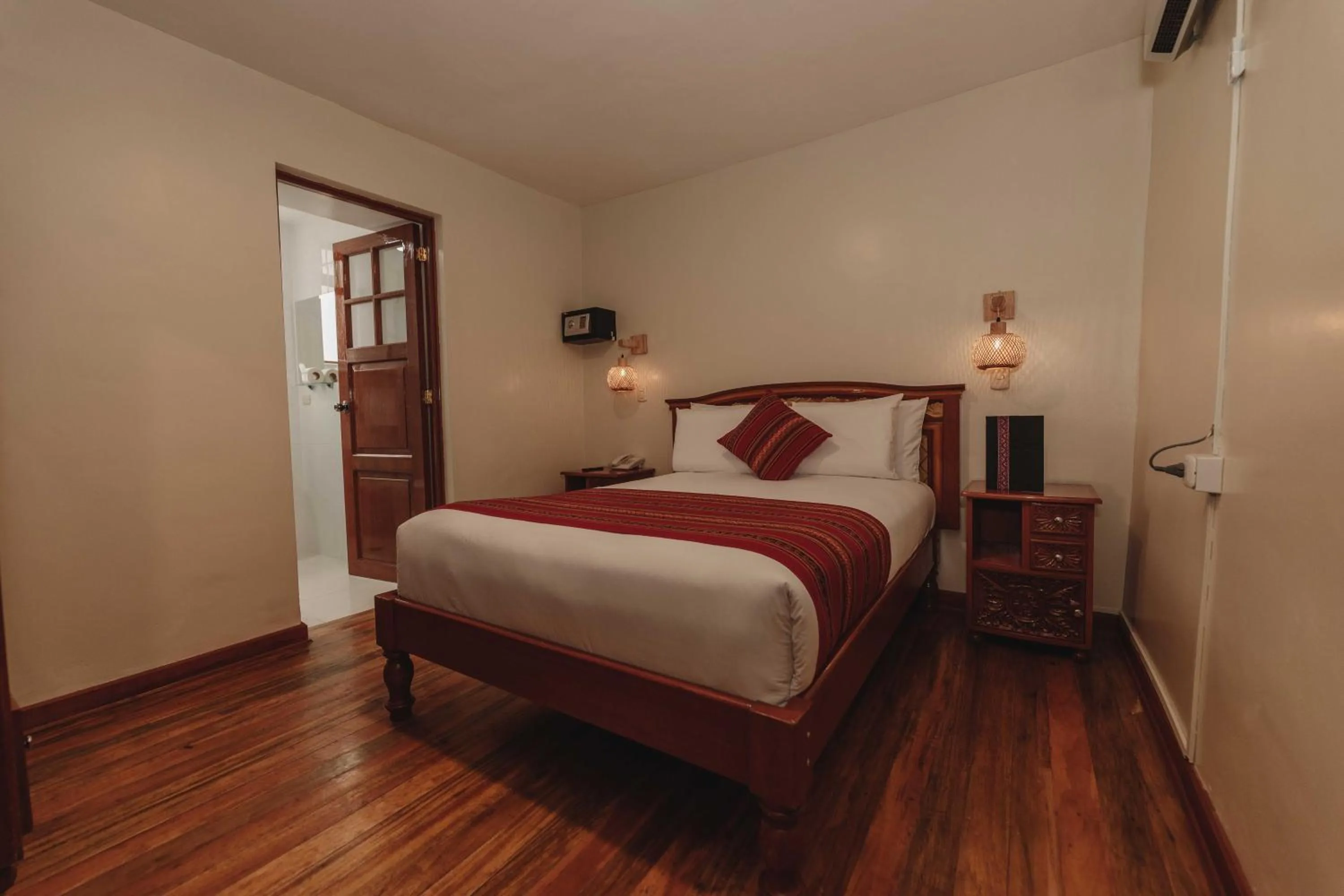 Bed in Quechua Hotel Cusco