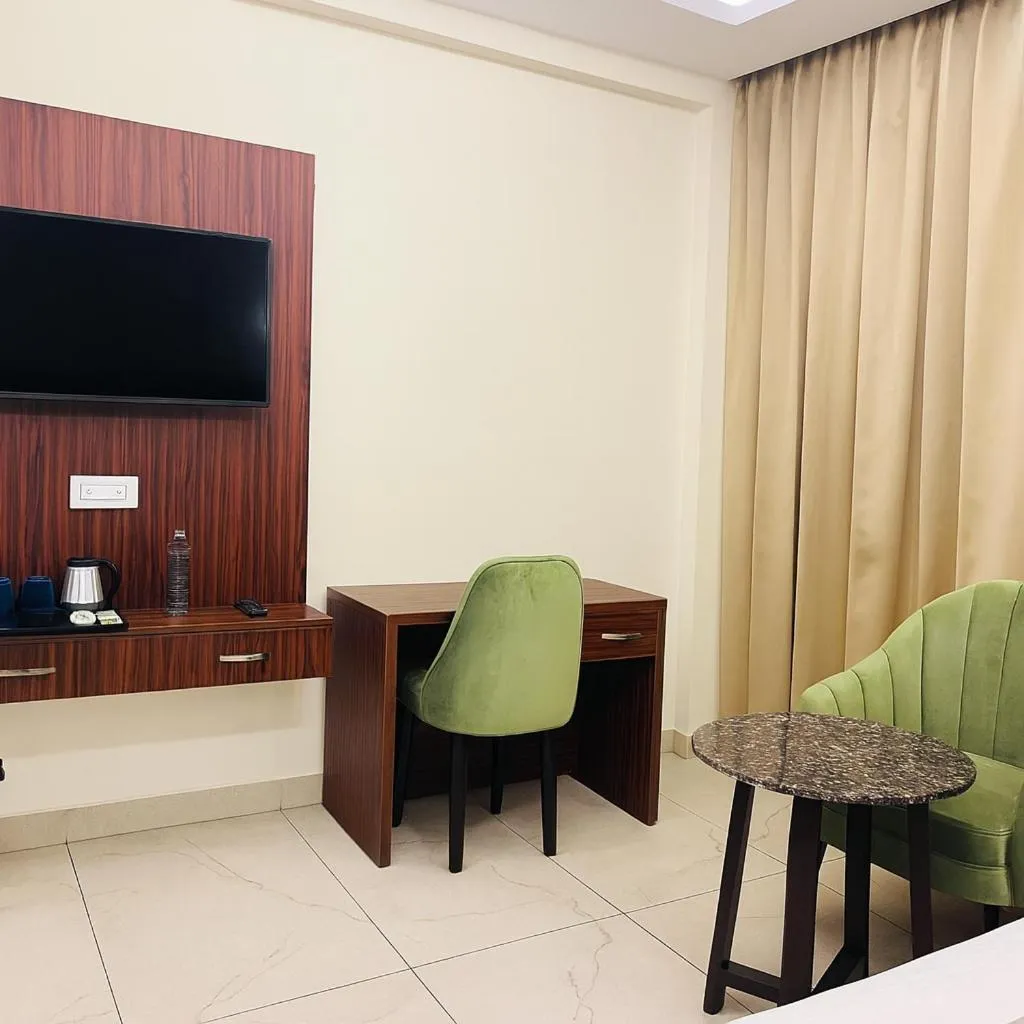 Bedroom in Hotel Pawan Regency- Best Mountain View Hotel In McLeodganj