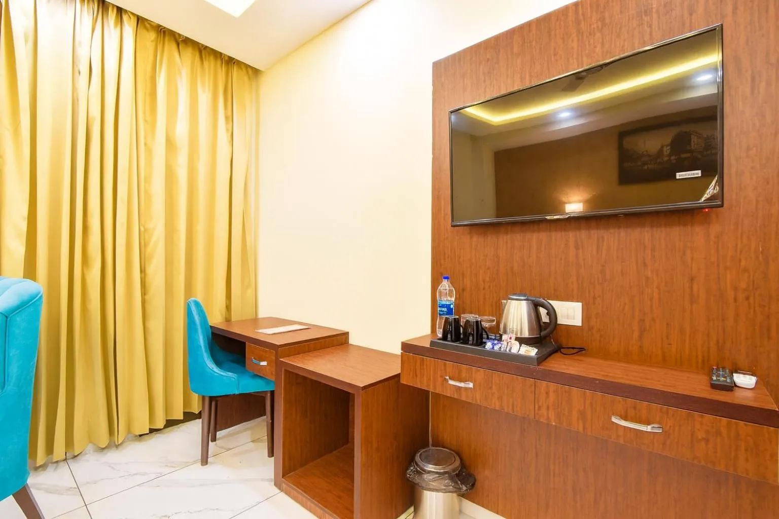 Bedroom in Hotel Pawan Regency- Best Mountain View Hotel In McLeodganj