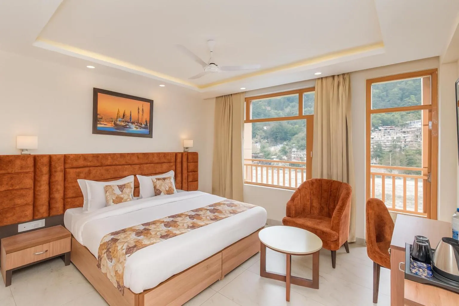 Bedroom, Bed in Hotel Pawan Regency- Best Mountain View Hotel In McLeodganj