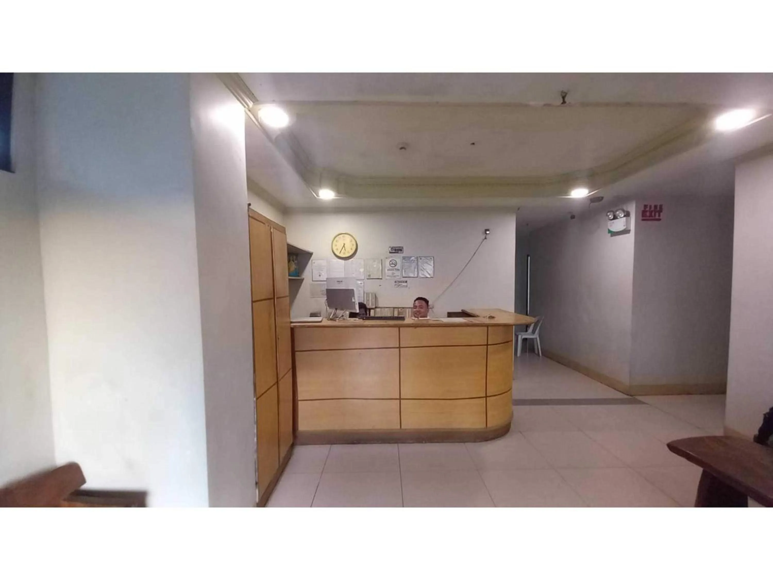 Lobby or reception in OYO 1066 Dorotello Apartelle