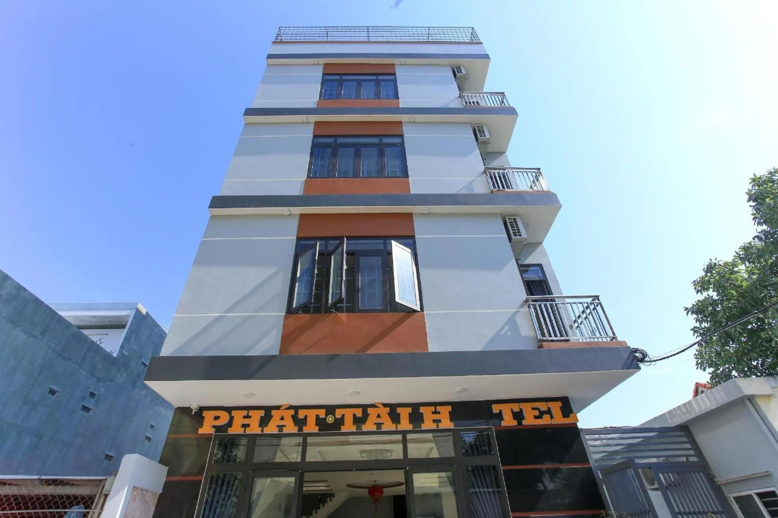 Facade/entrance in Phat Tai Hotel And Apartment