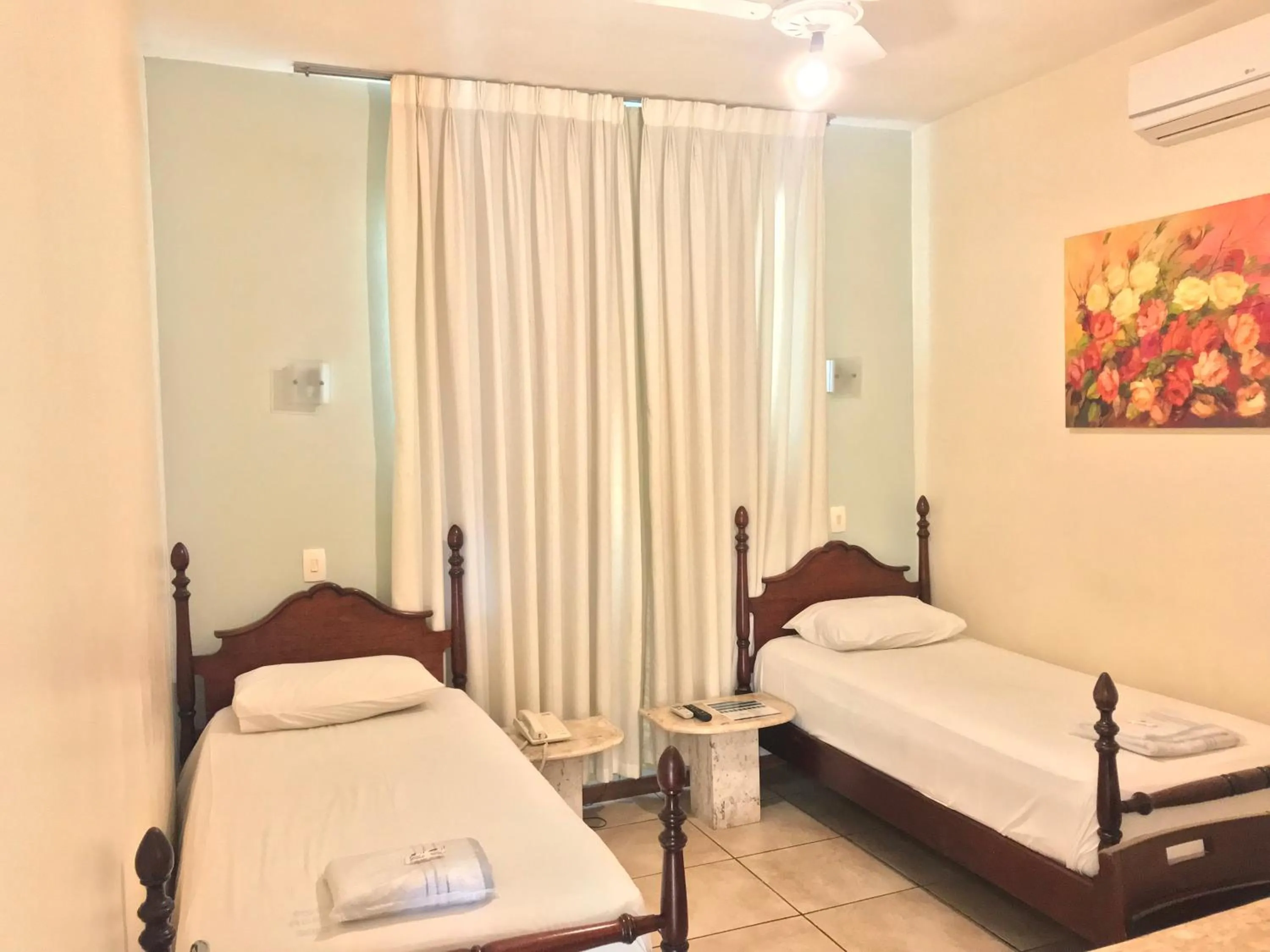 Bedroom, Bed in Pousada Sossego da Pampulha