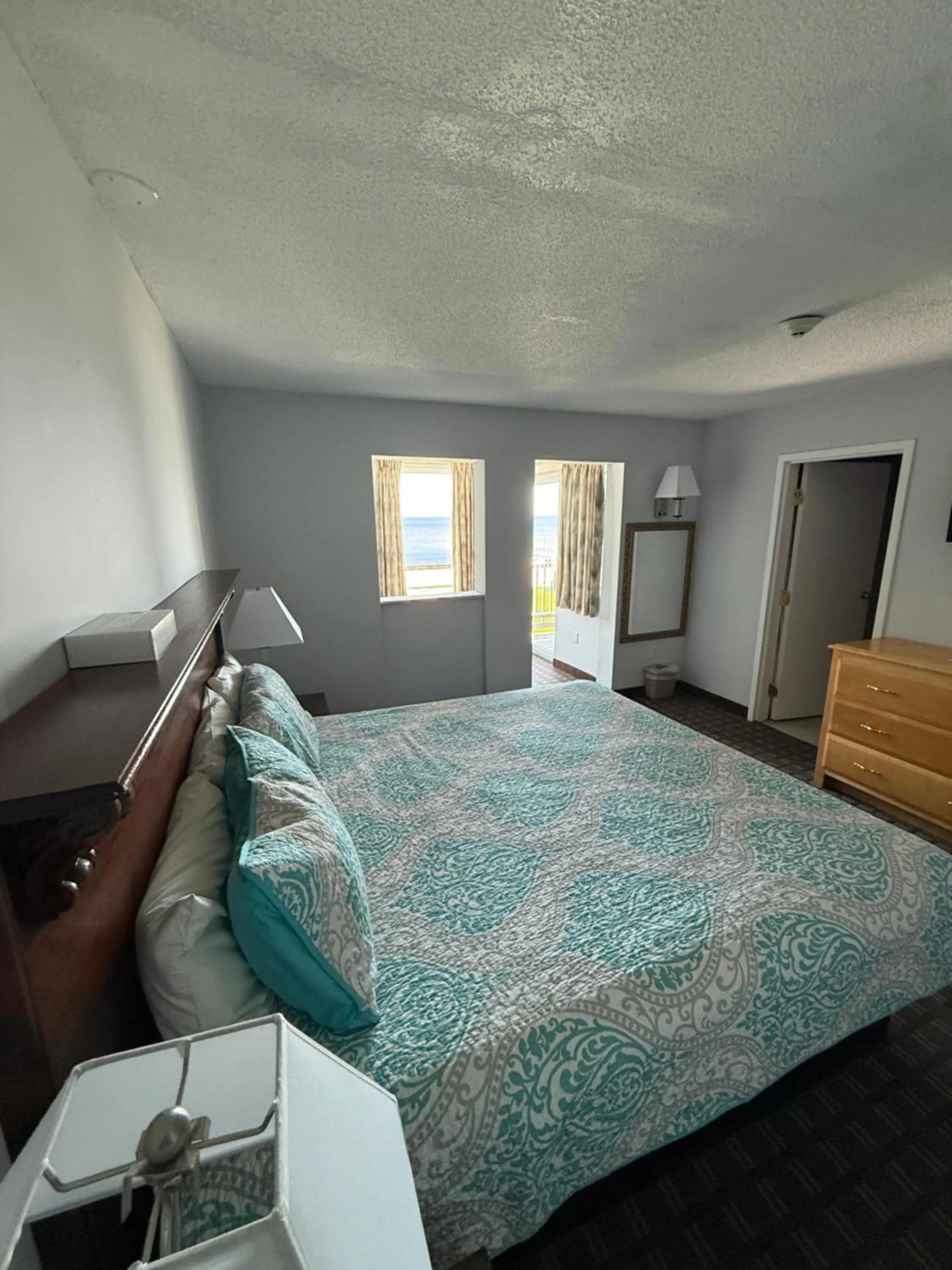 Bed in The Atlantic House