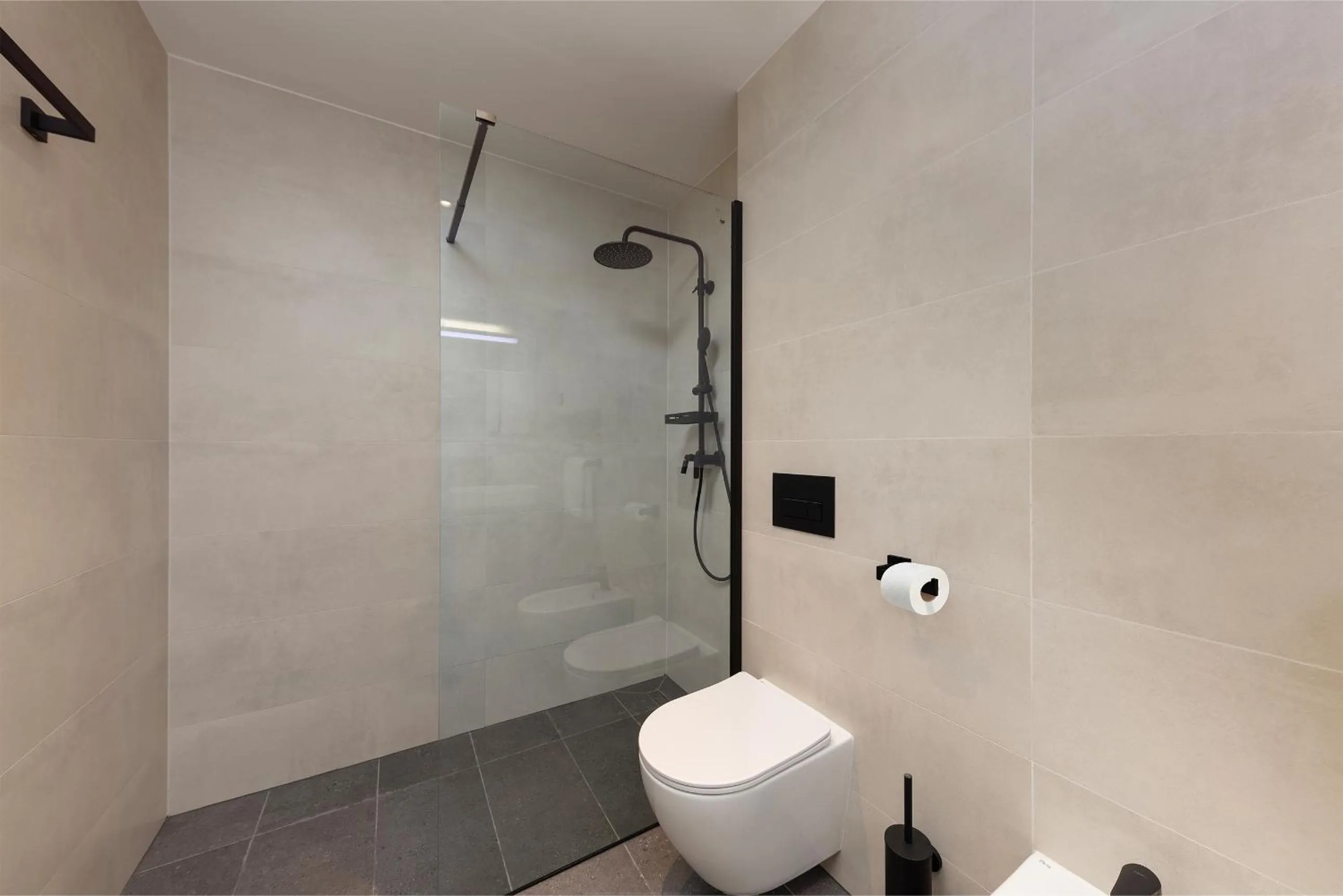 Shower in SeeSea Hotel