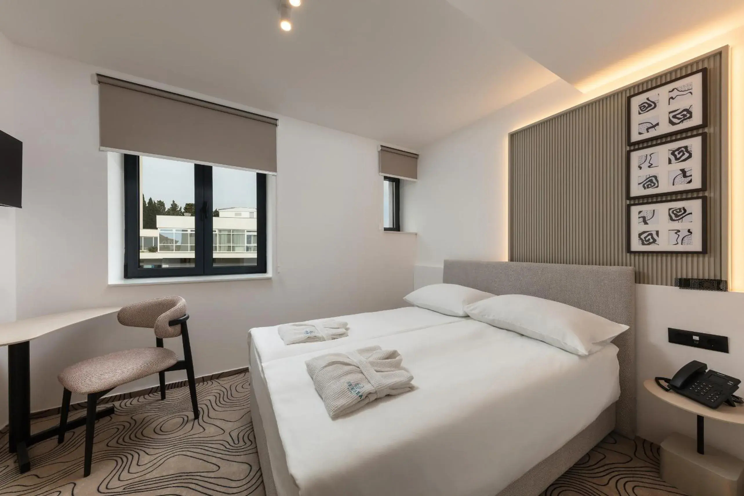 Double Room with Garden View - single occupancy in SeeSea Hotel Double Room with Garden View - single occupancy in SeeSea Hotel