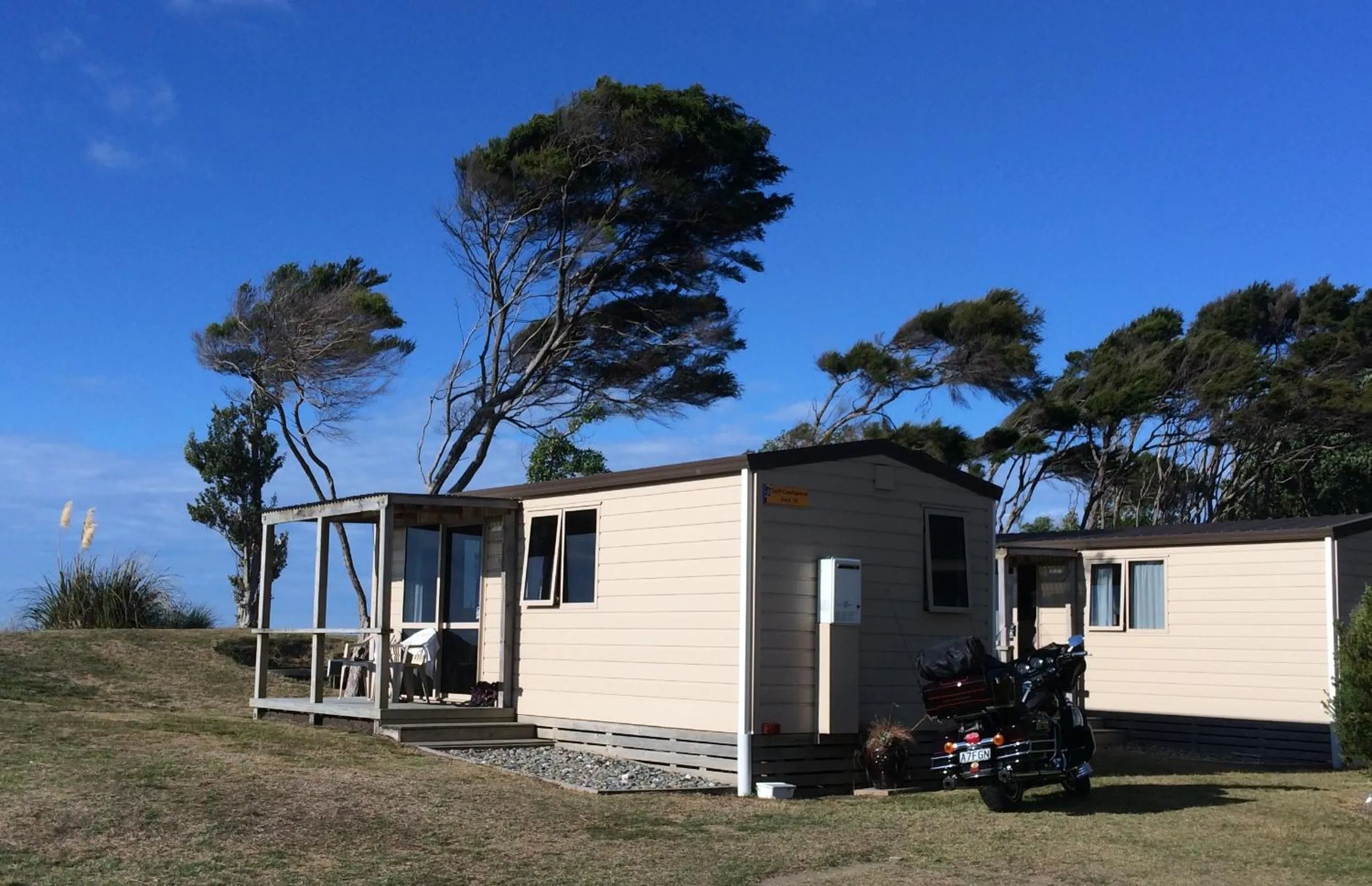 Restaurant/places to eat in Pohara Beach TOP 10 Holiday Park