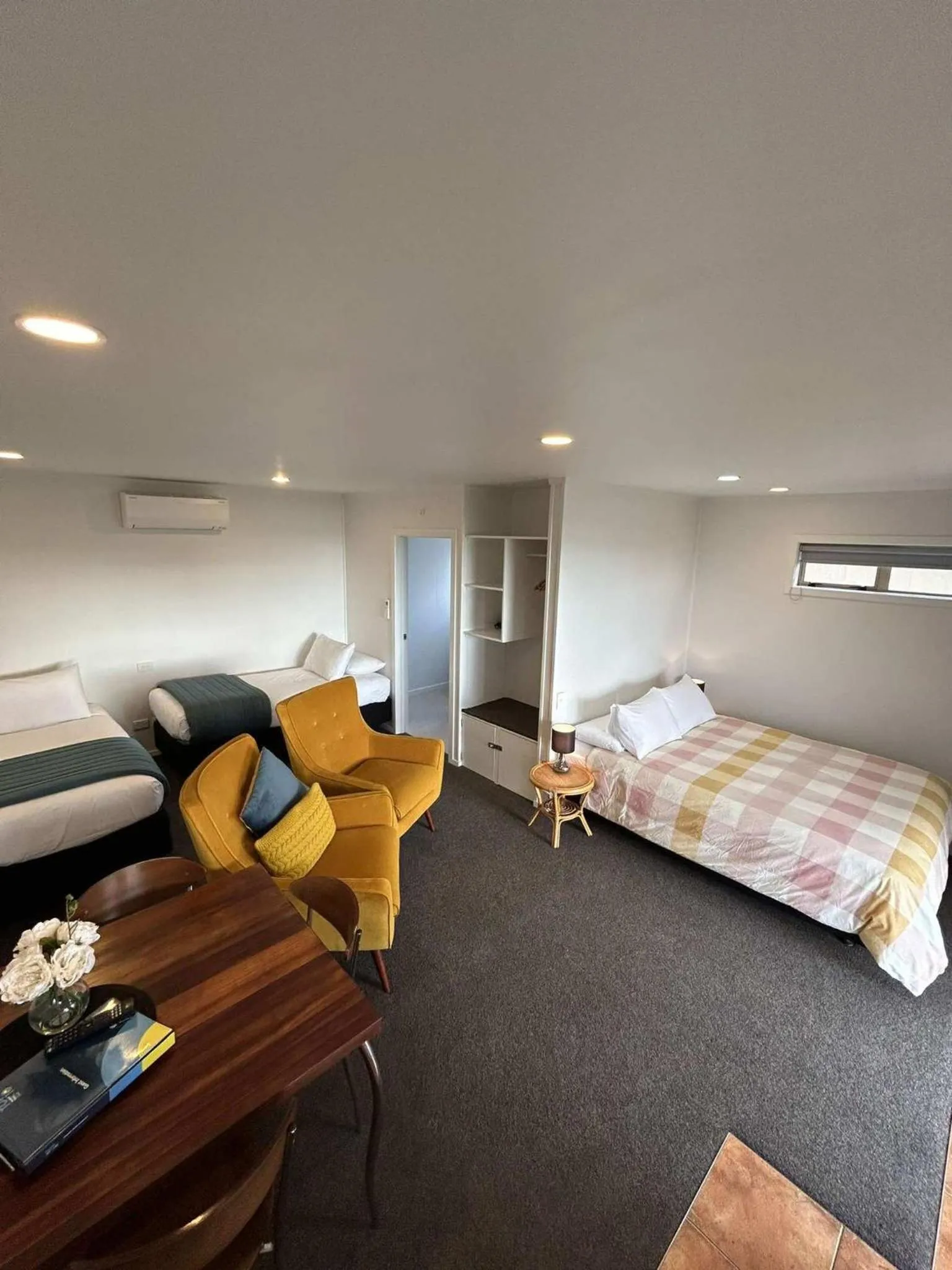 Bed in Pohara Beach TOP 10 Holiday Park