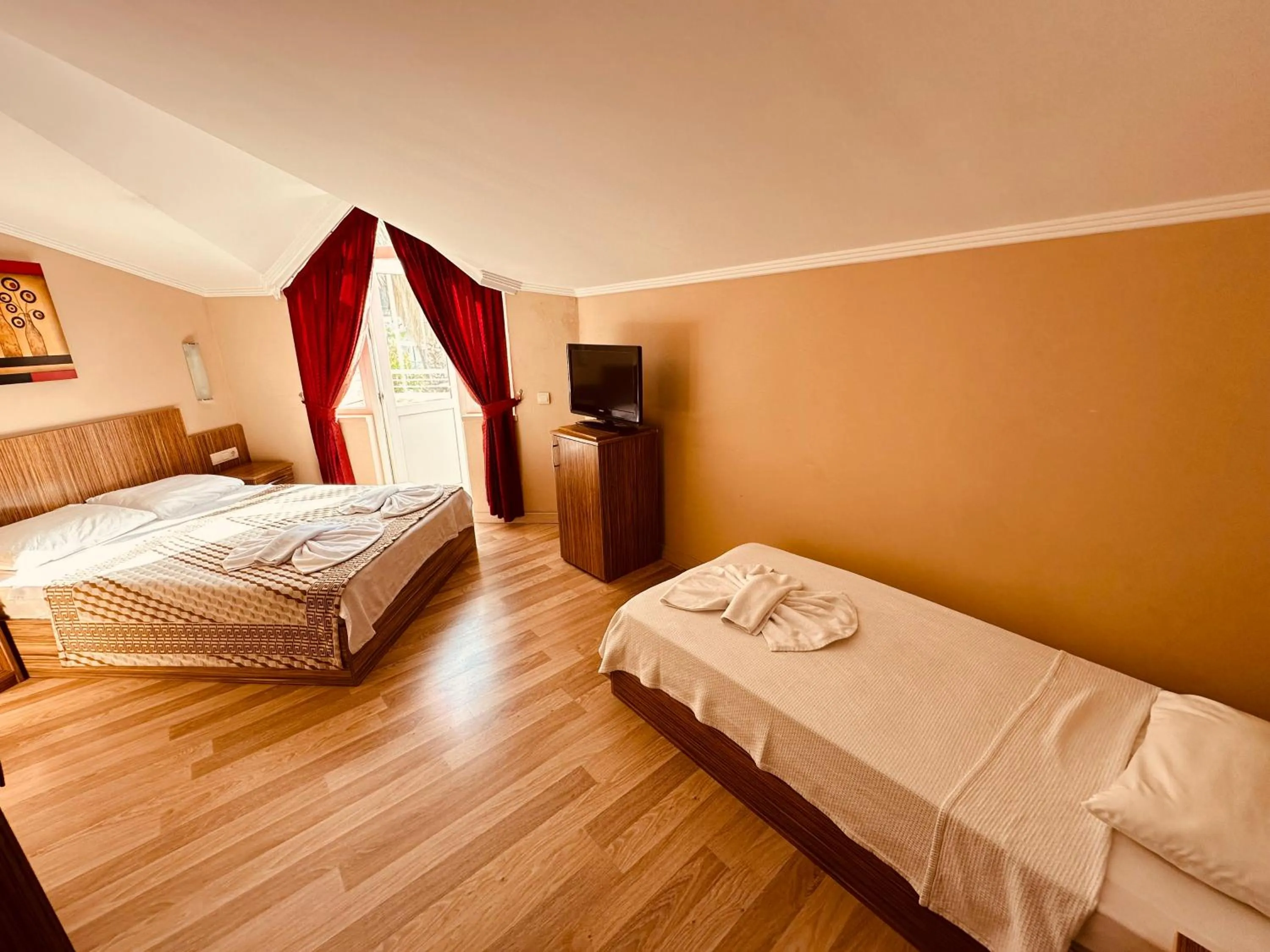 Family in HAVANA HOTEL