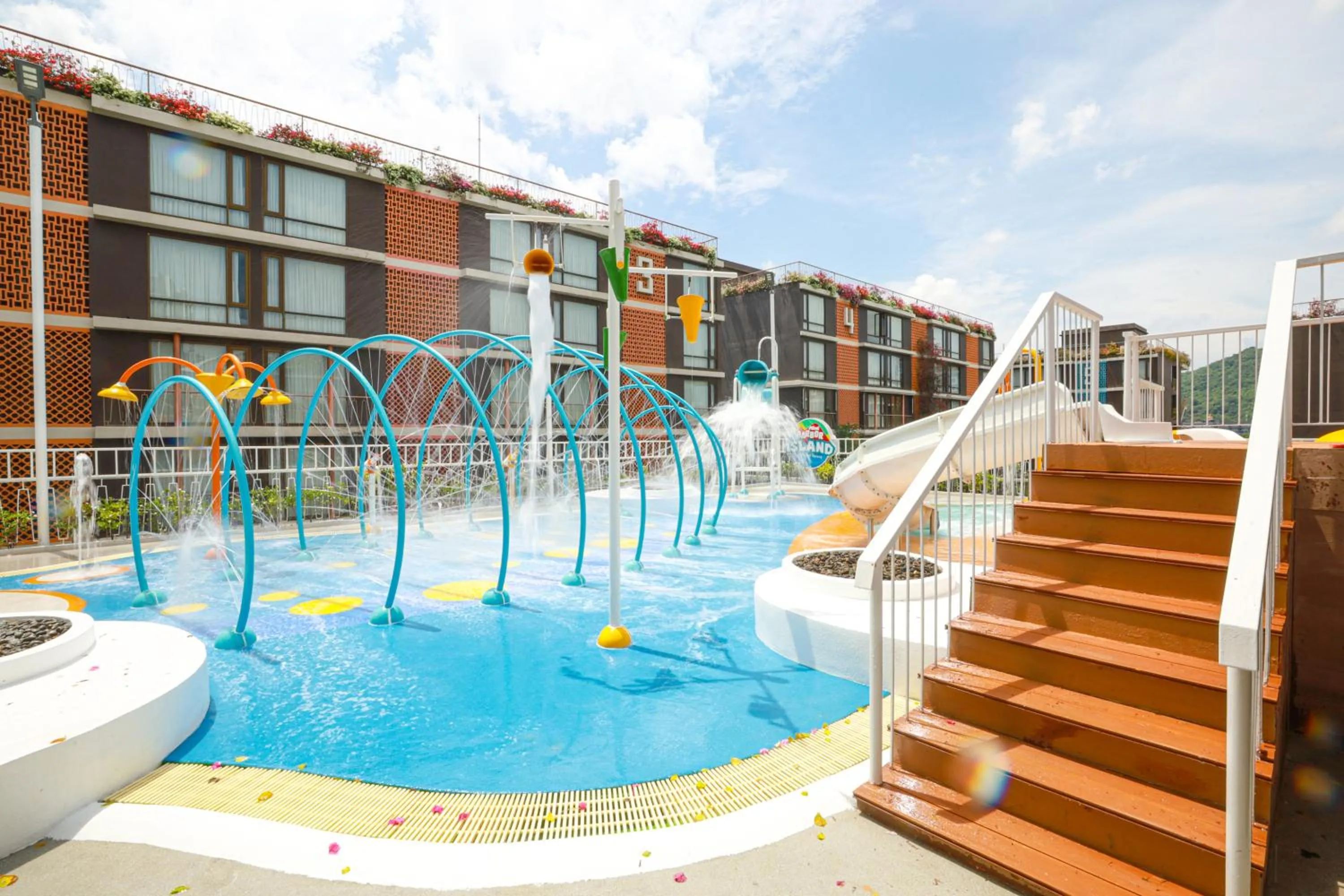 Property building in Balcony Courtyard Sriracha Hotel & Serviced Apartments