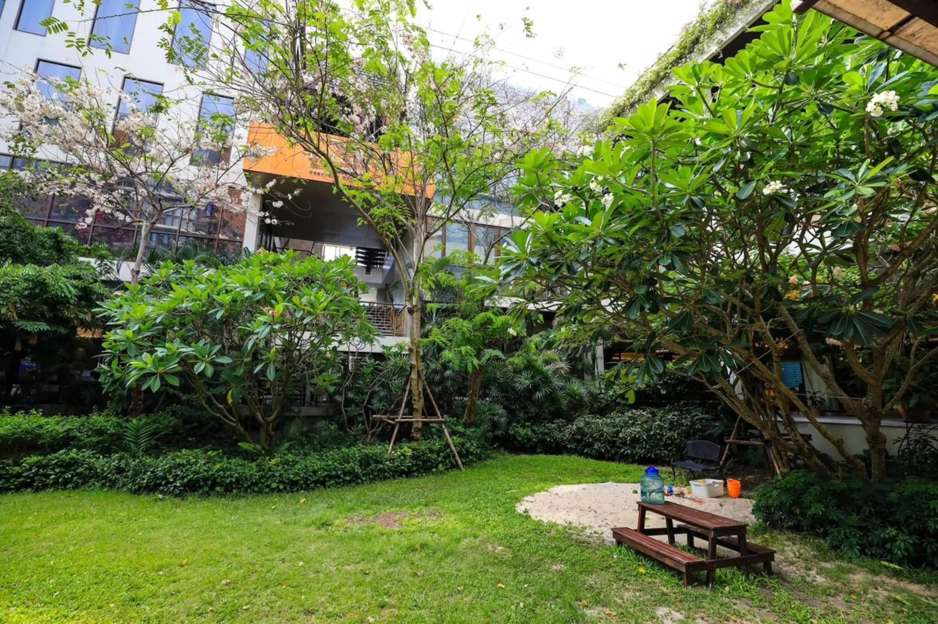 Property building in Balcony Courtyard Sriracha Hotel & Serviced Apartments