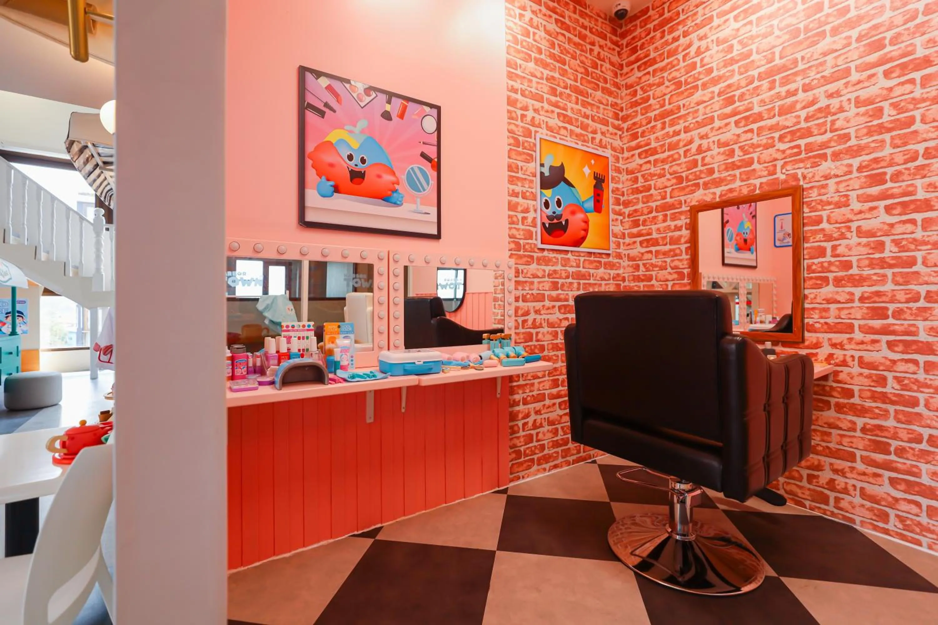 Kids's club in Balcony Courtyard Sriracha Hotel & Serviced Apartments