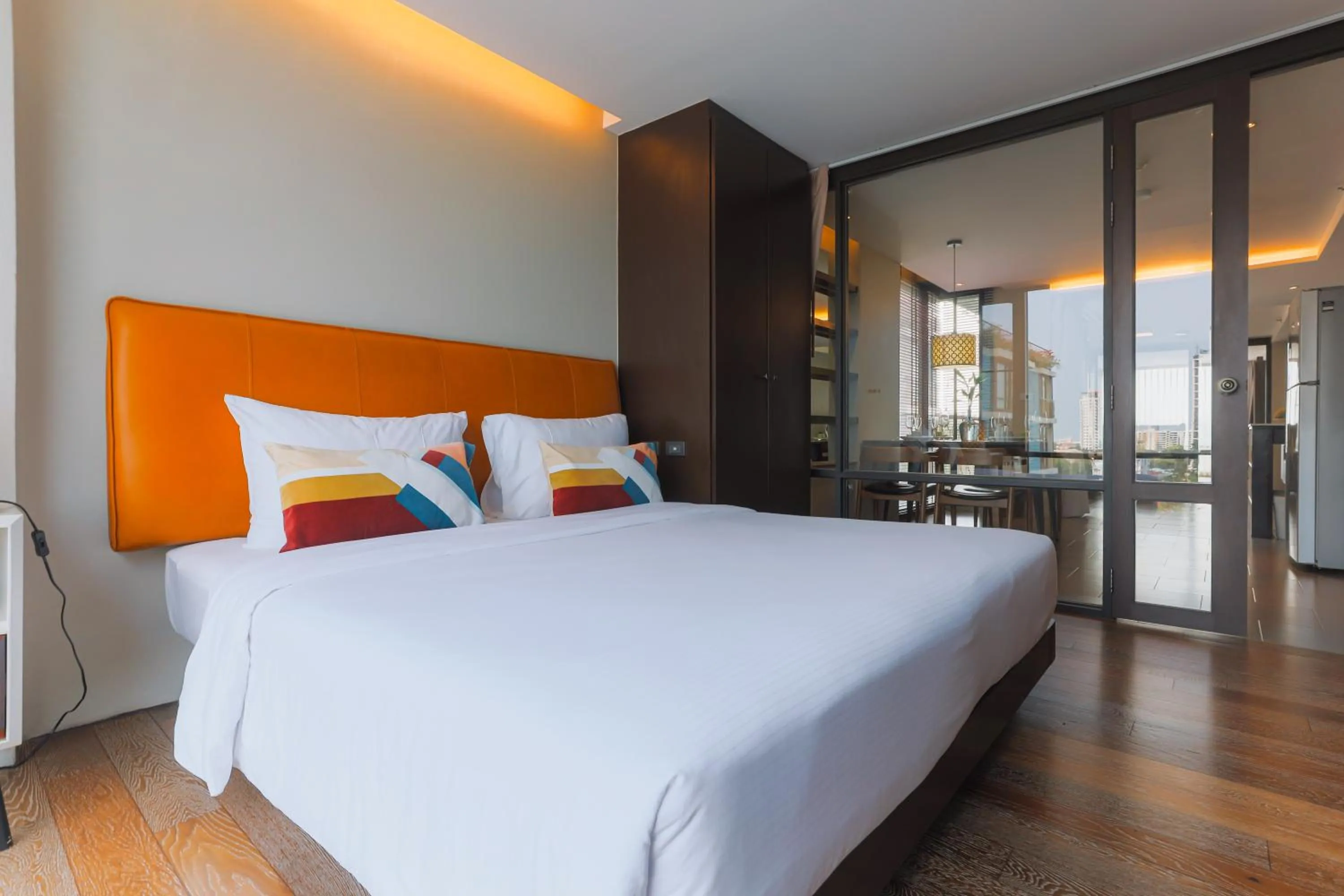Bed in Balcony Courtyard Sriracha Hotel & Serviced Apartments