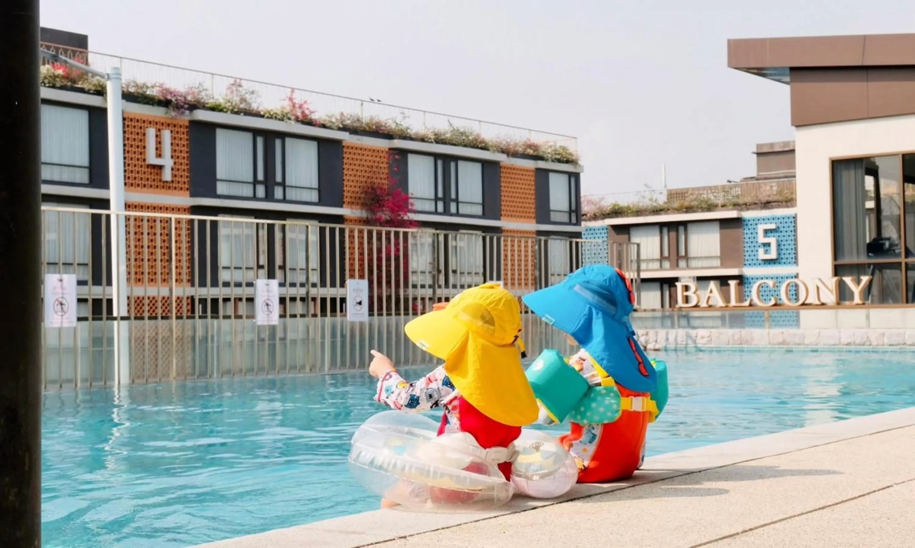 Swimming pool in Balcony Courtyard Sriracha Hotel & Serviced Apartments