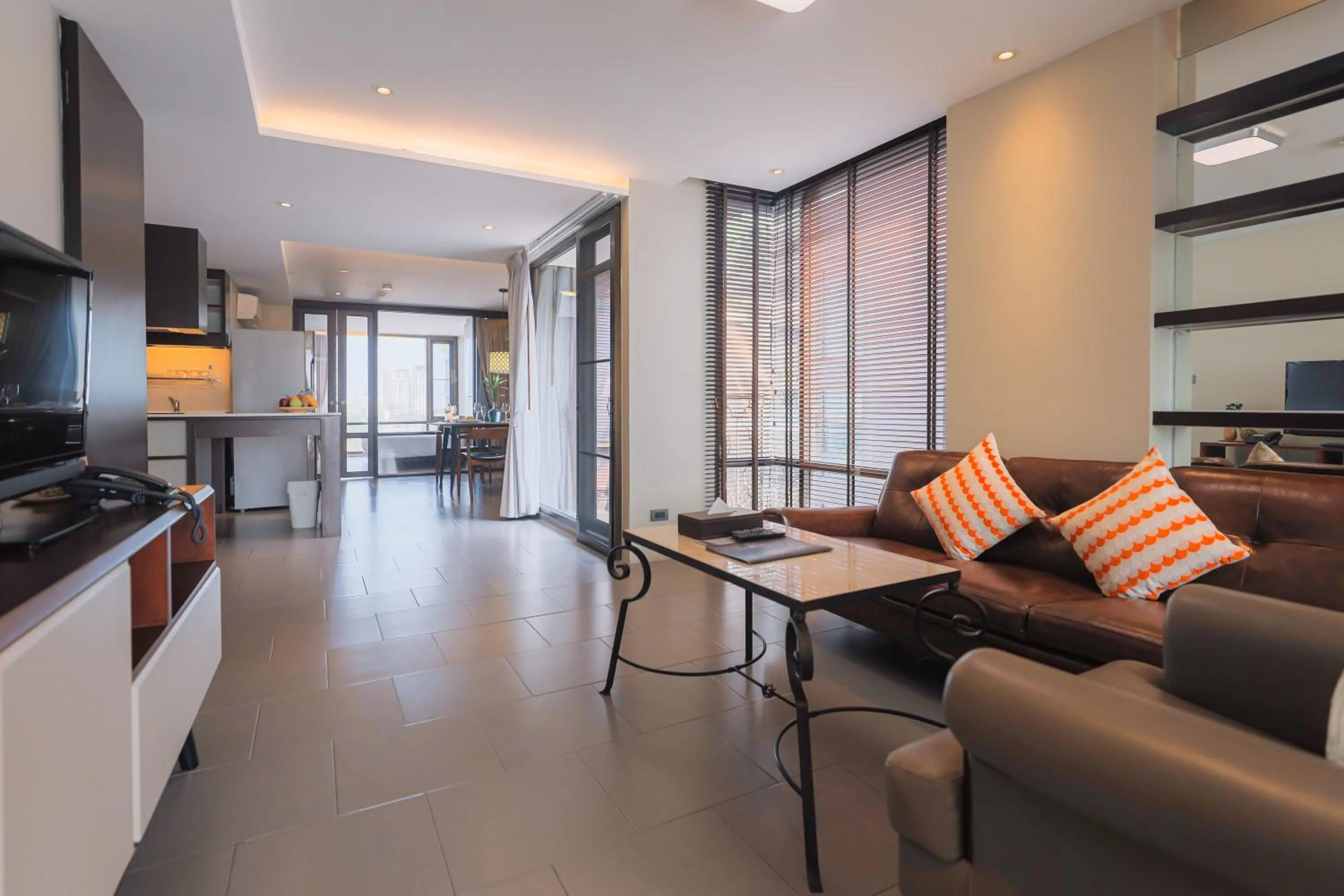 TV and multimedia in Balcony Courtyard Sriracha Hotel & Serviced Apartments