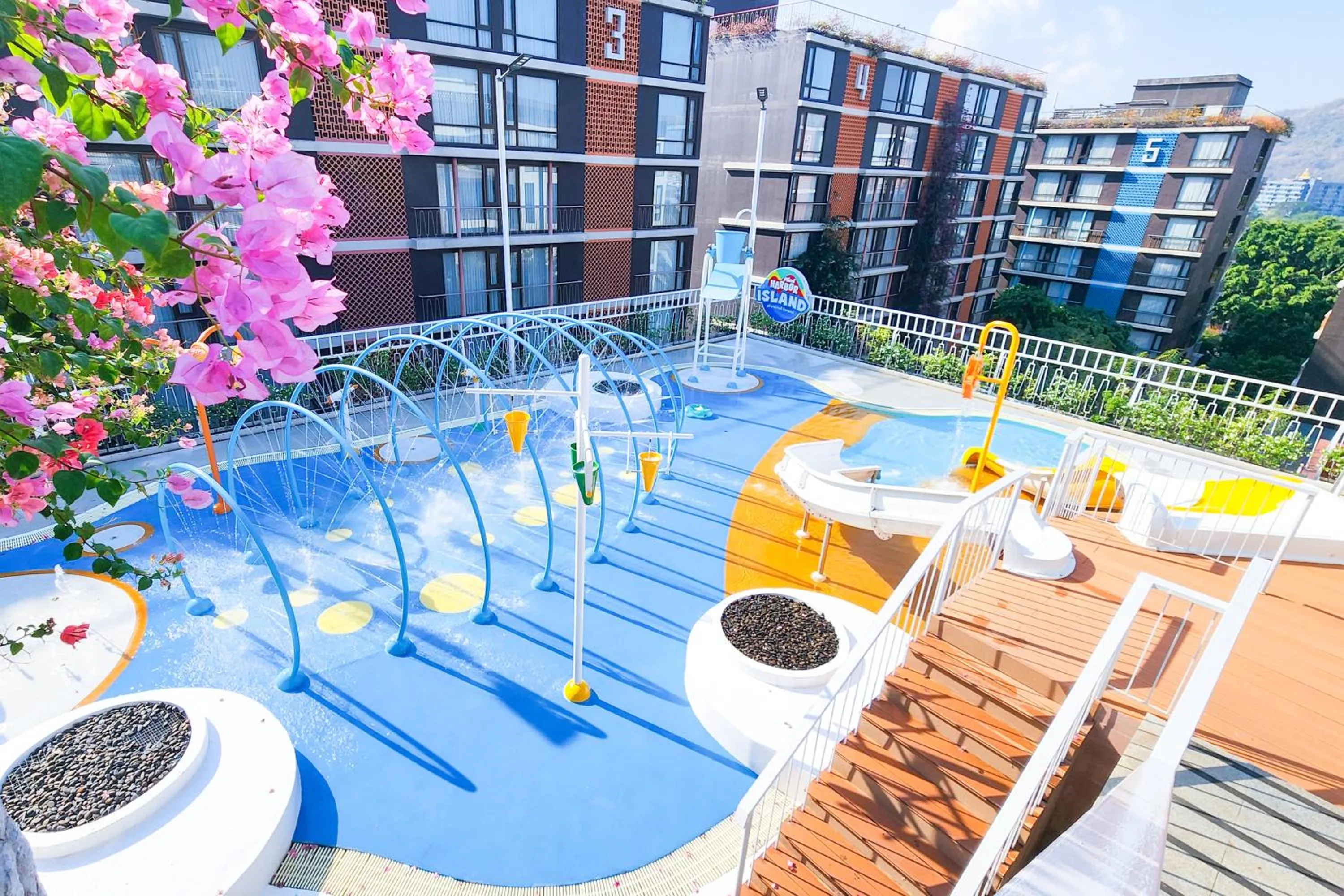 Property building in Balcony Courtyard Sriracha Hotel & Serviced Apartments