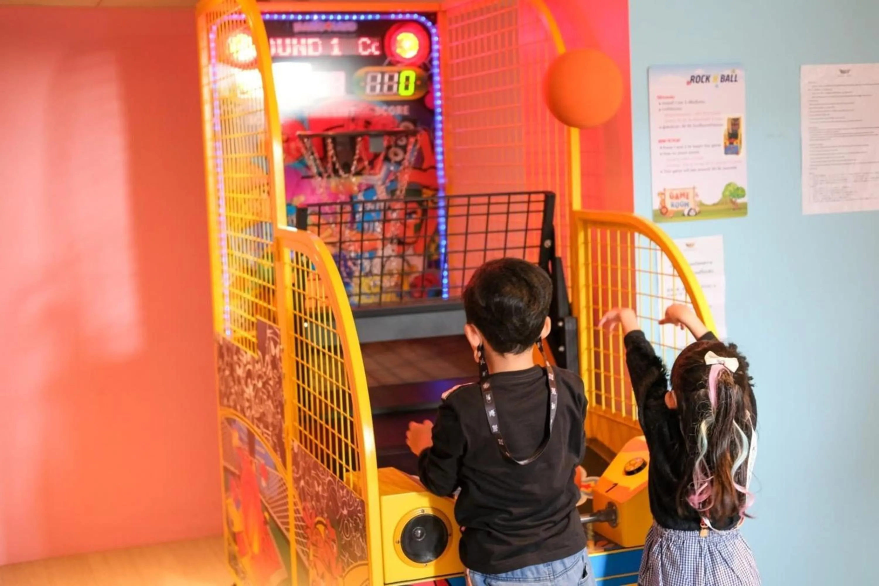 Game Room in Balcony Courtyard Sriracha Hotel & Serviced Apartments