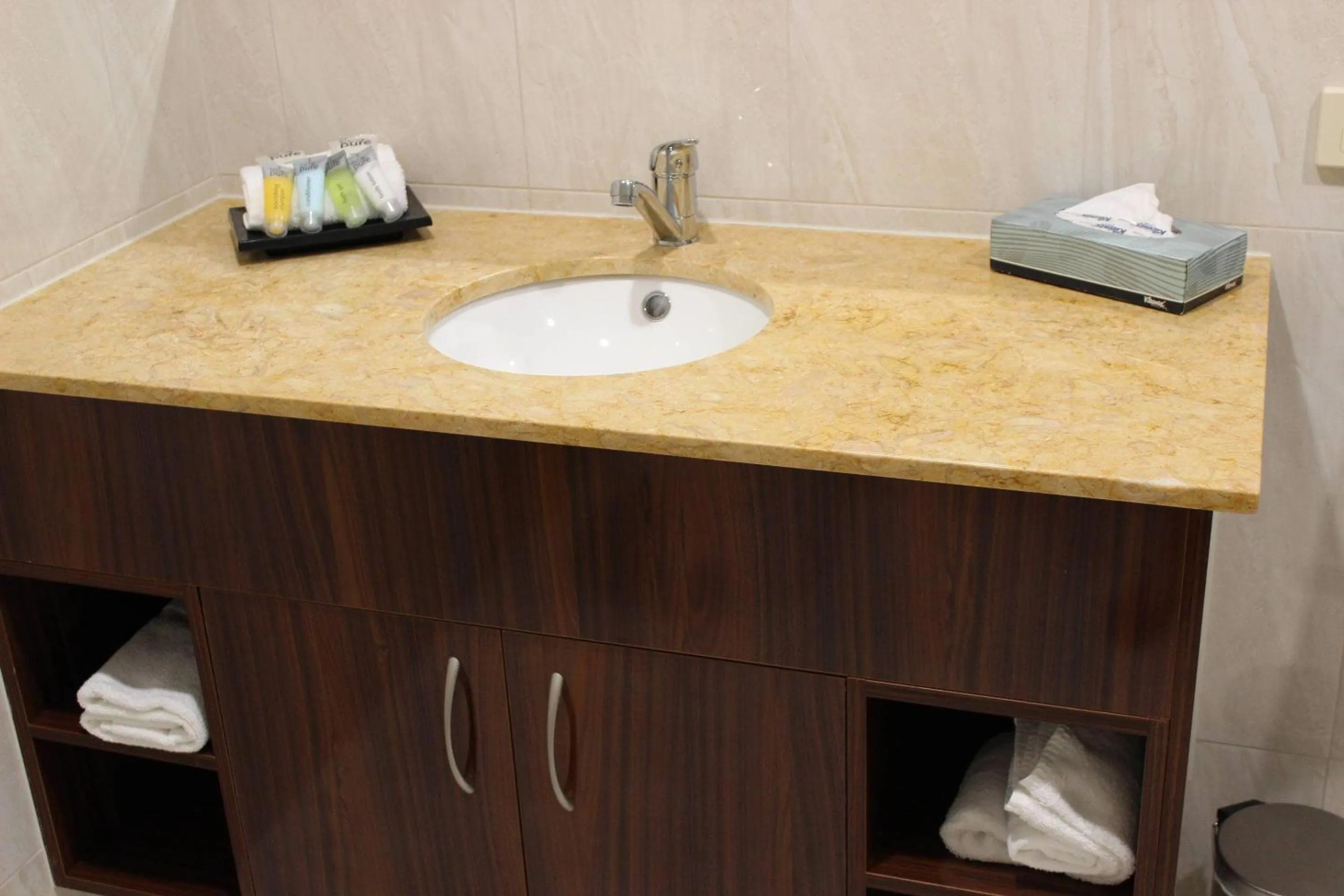 Bedroom in Quality Hotel Regent Rockhampton