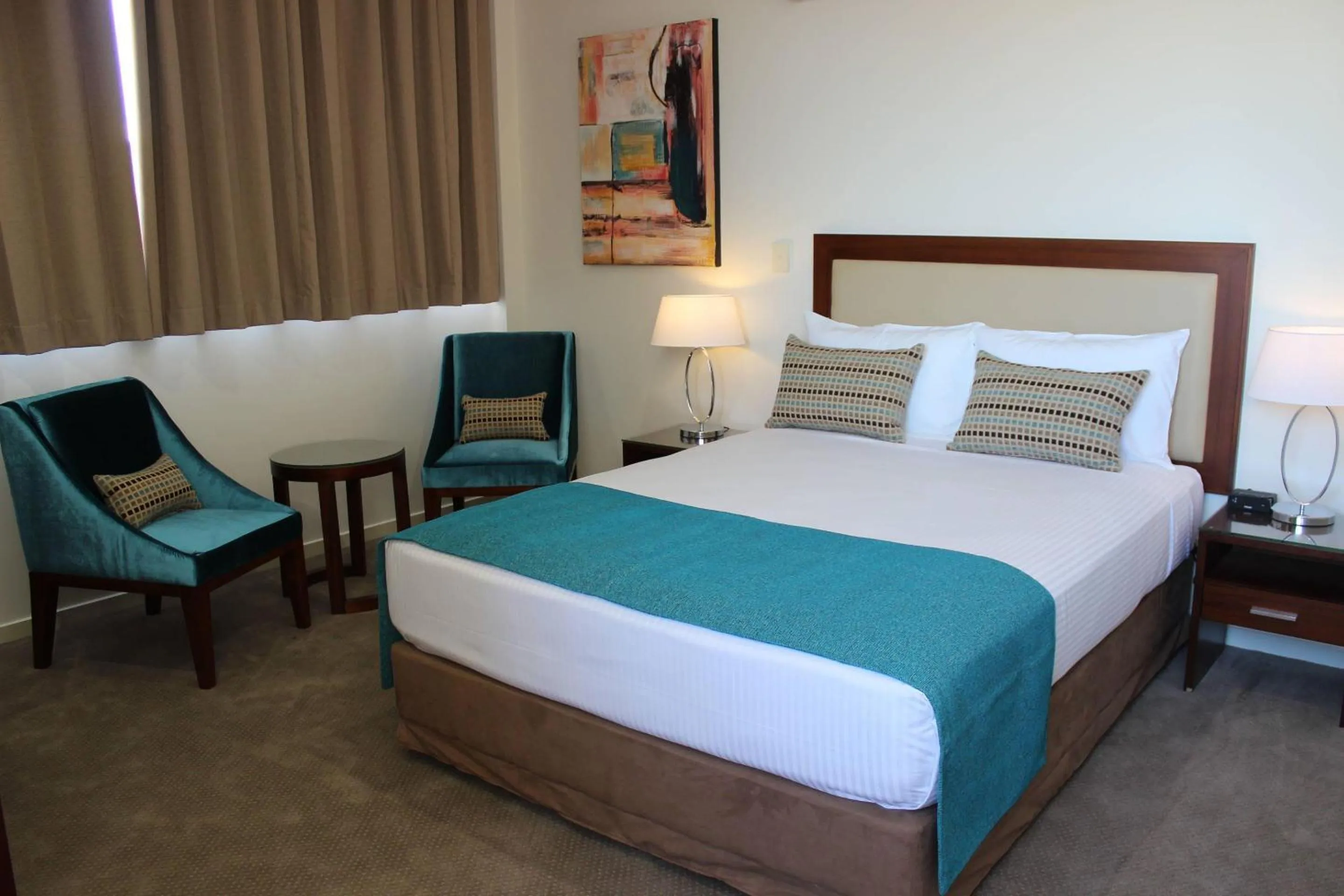 Bedroom, Bed in Quality Hotel Regent Rockhampton