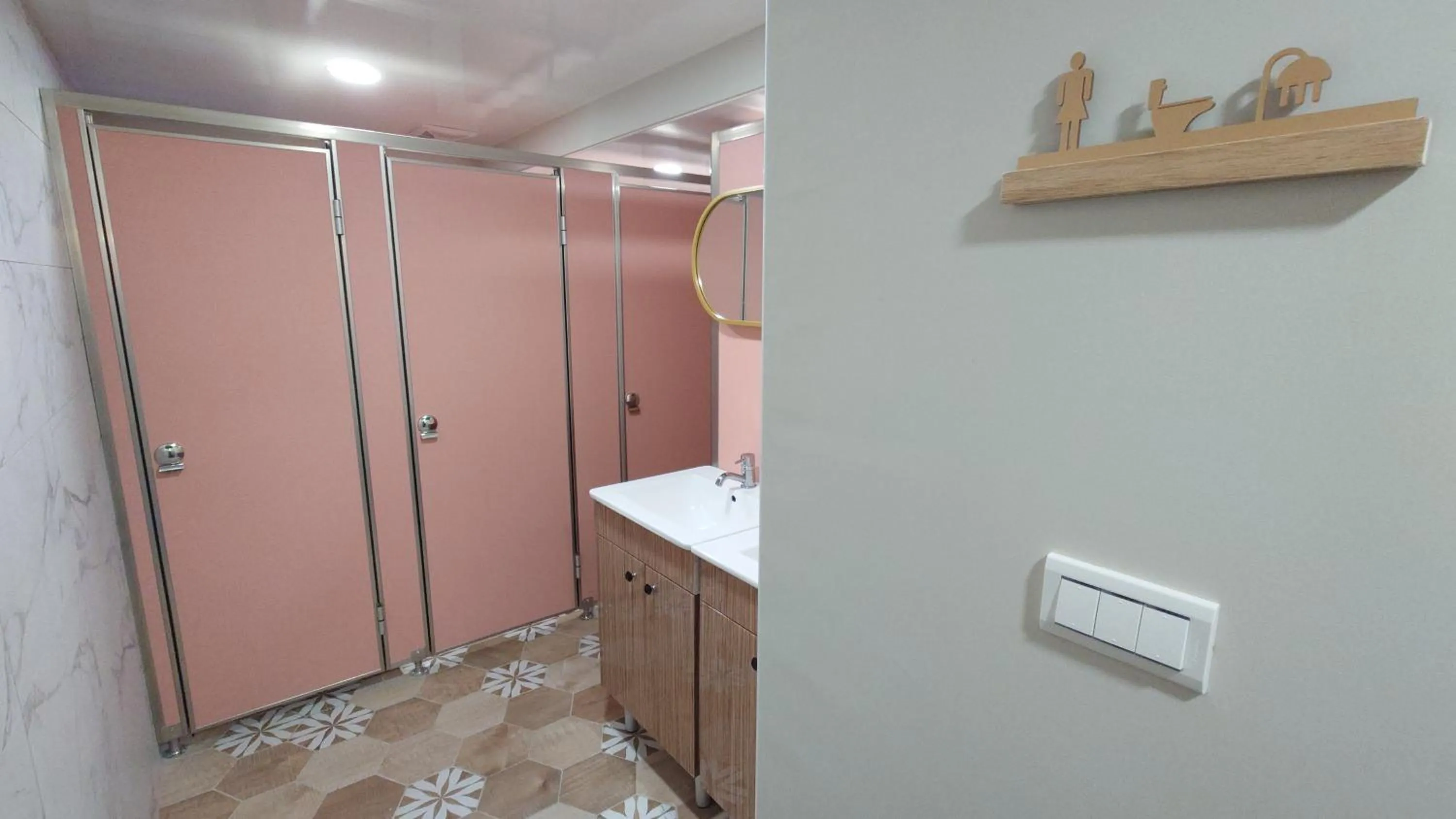 Bathroom in Formosa 101