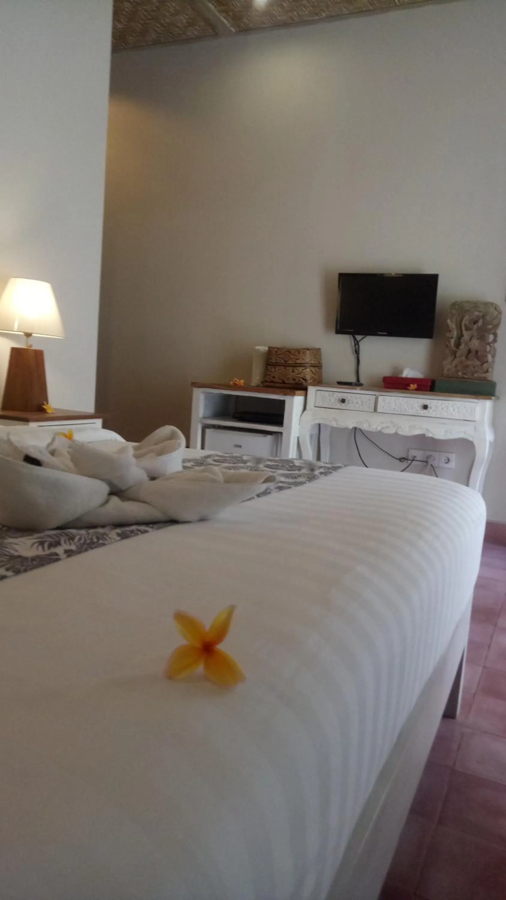 Bed in Jukung Guest House