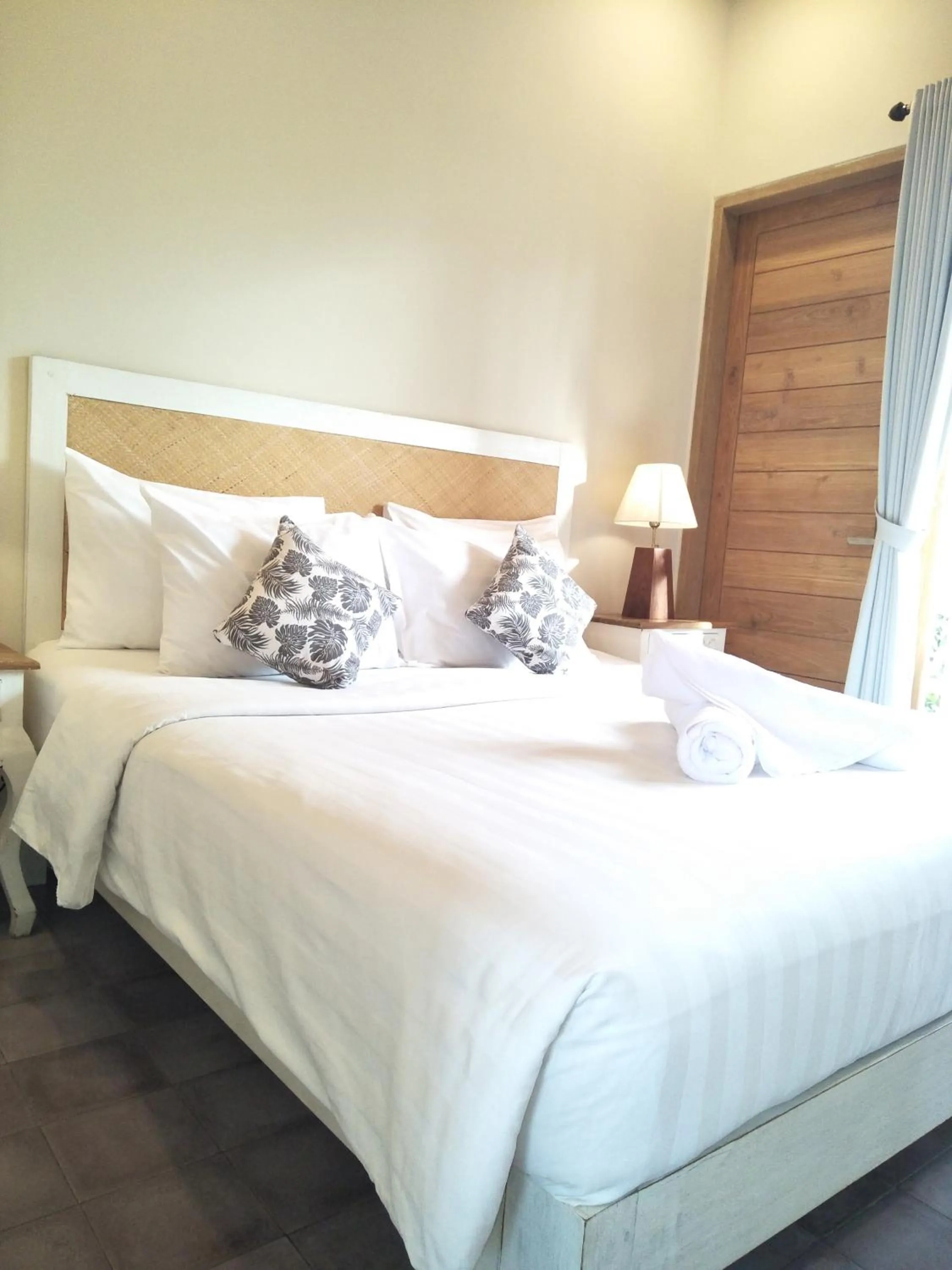 Bedroom, Bed in Jukung Guest House