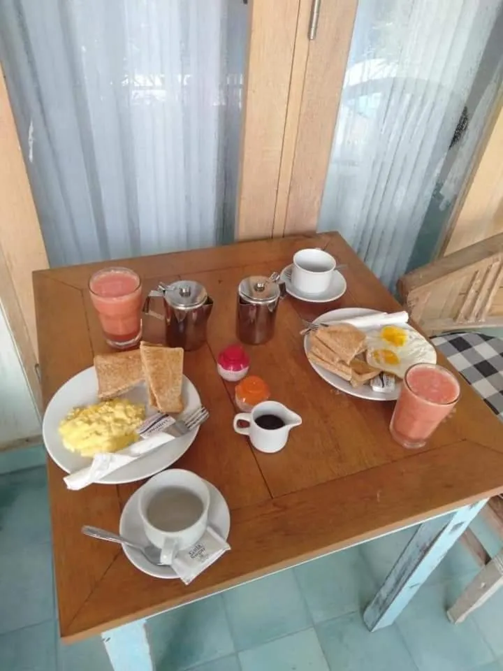 Breakfast in Jukung Guest House
