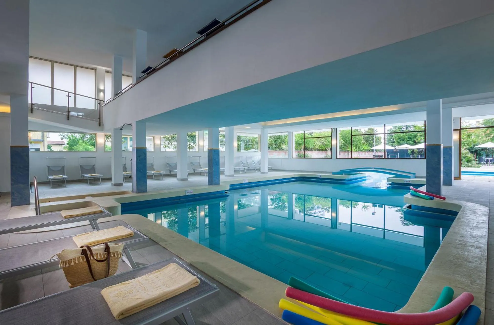 Pool view in Hotel Firenze