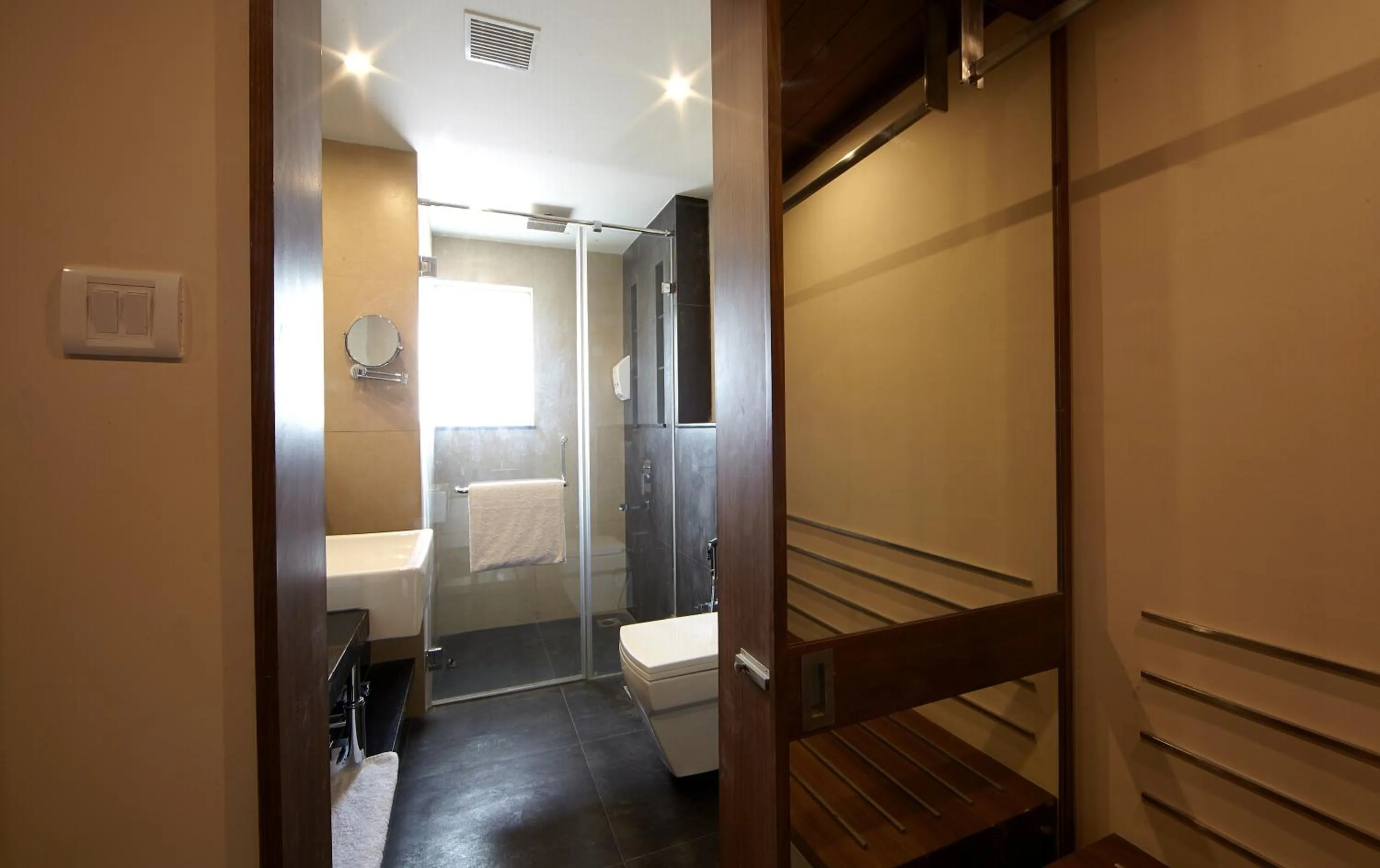 Bathroom in Golden Fruits Business Suites