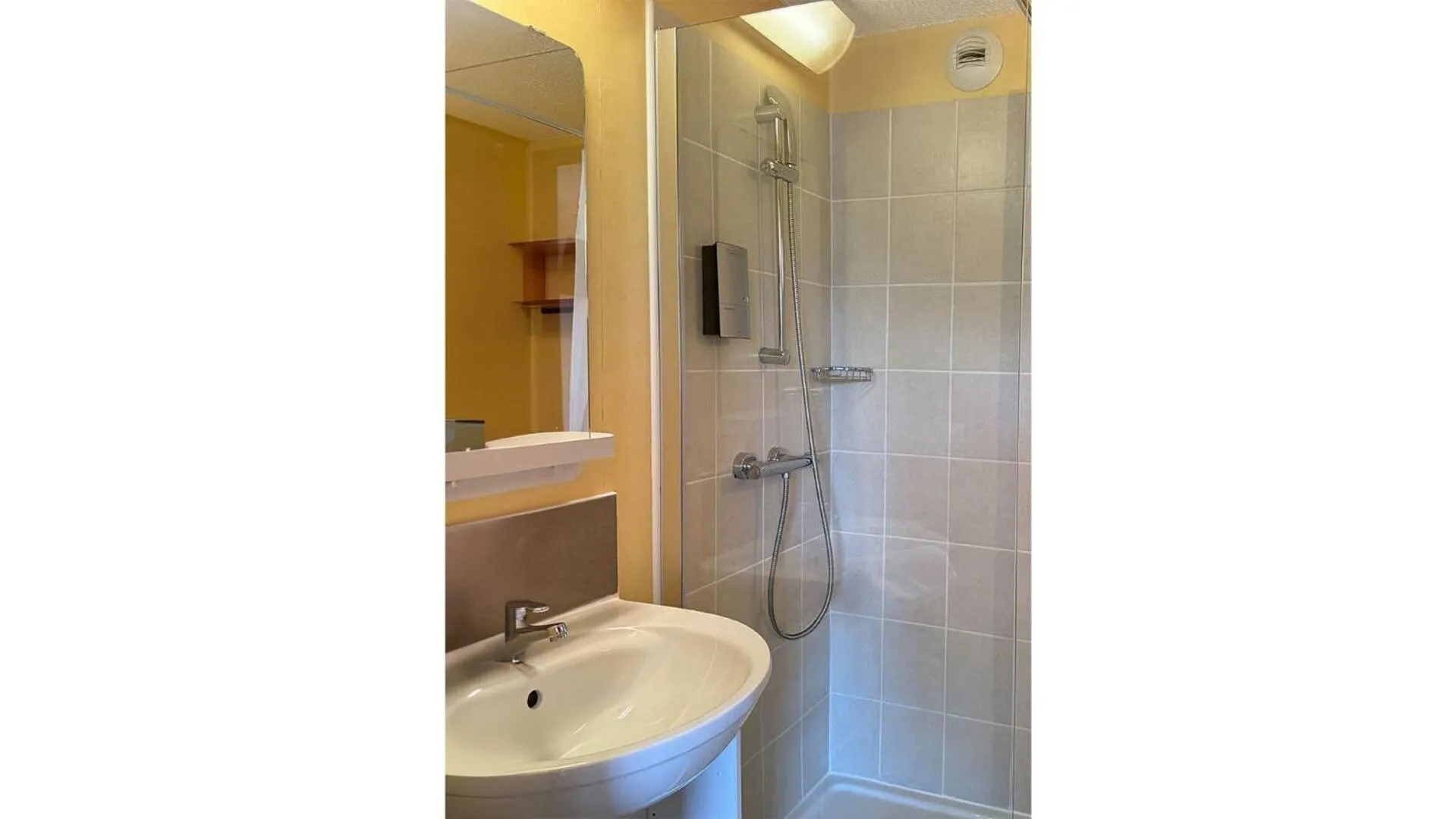 Bathroom in Villages Clubs du Soleil - LES KARELLIS