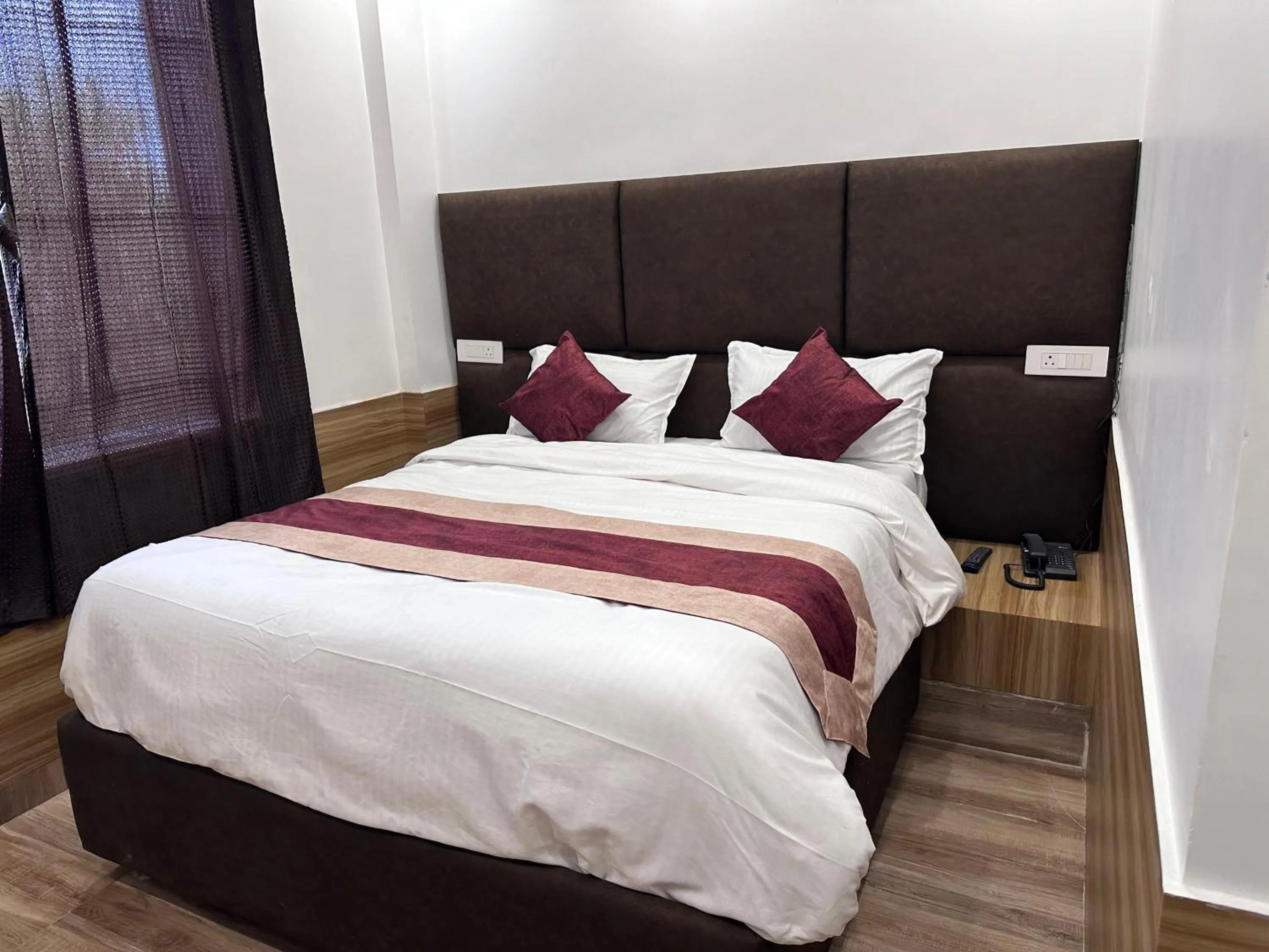 Bedroom, Bed in Hotel Obsidian Red