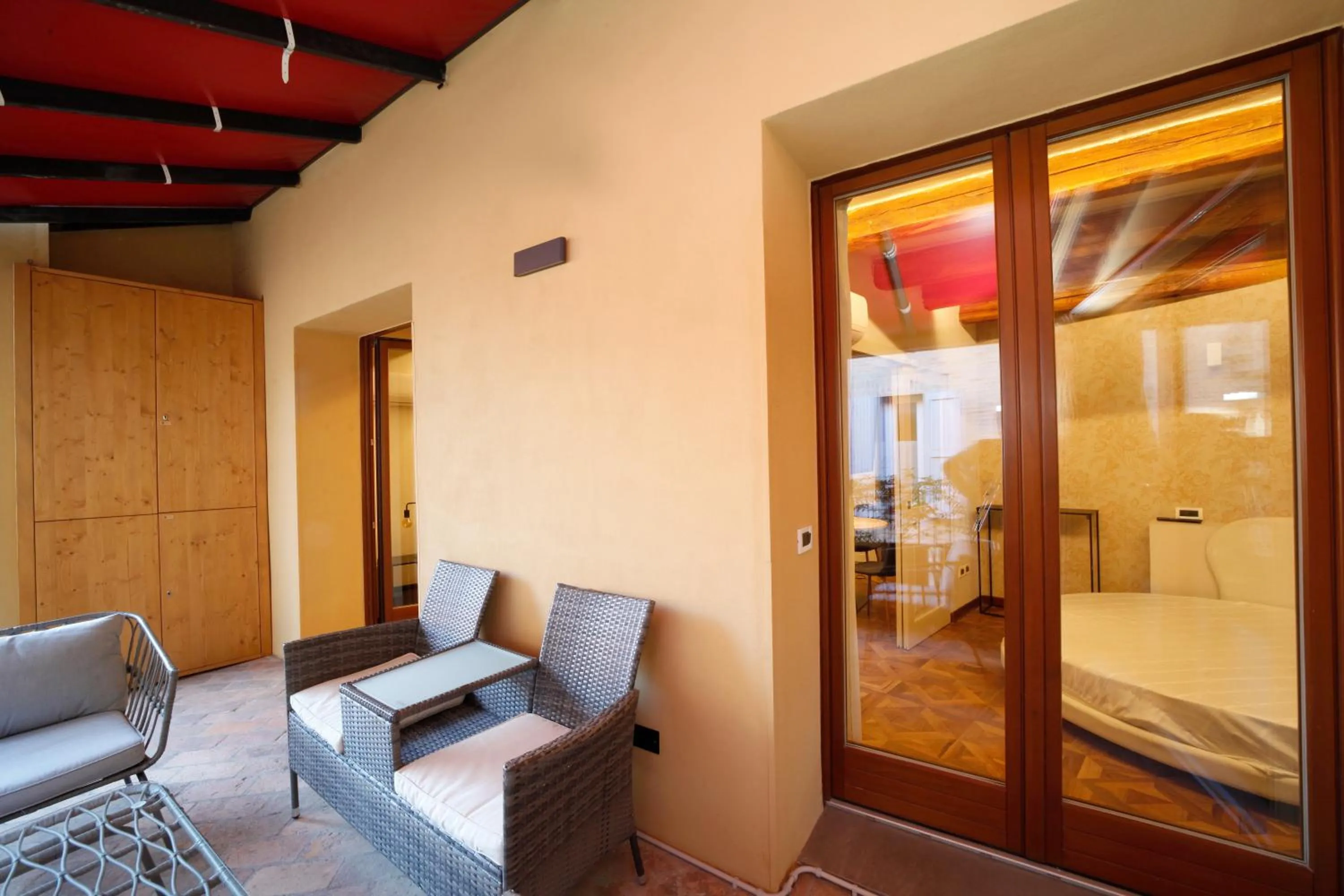 Balcony/Terrace in BolognaRoomscom - Falegnami Boutique